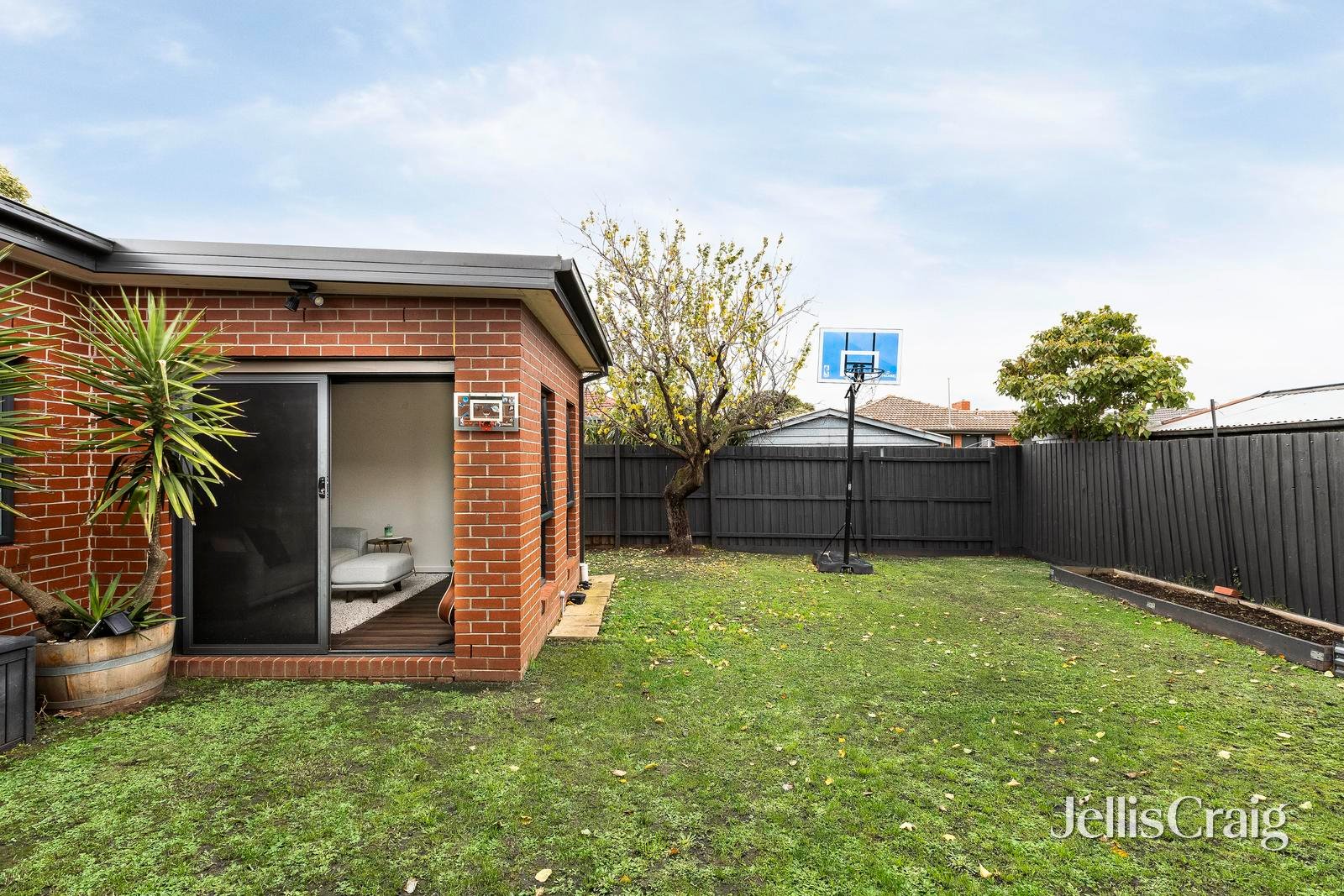 8 Neerim Street, Thomastown image 12