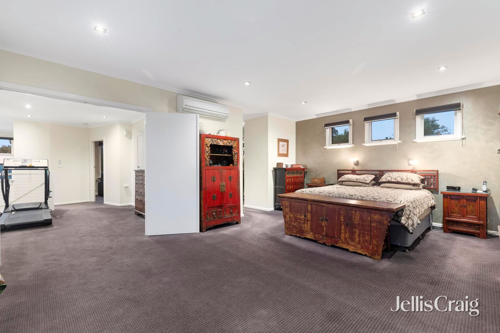 8 Nethercote Drive, Mount&nbsp;Waverley image 7