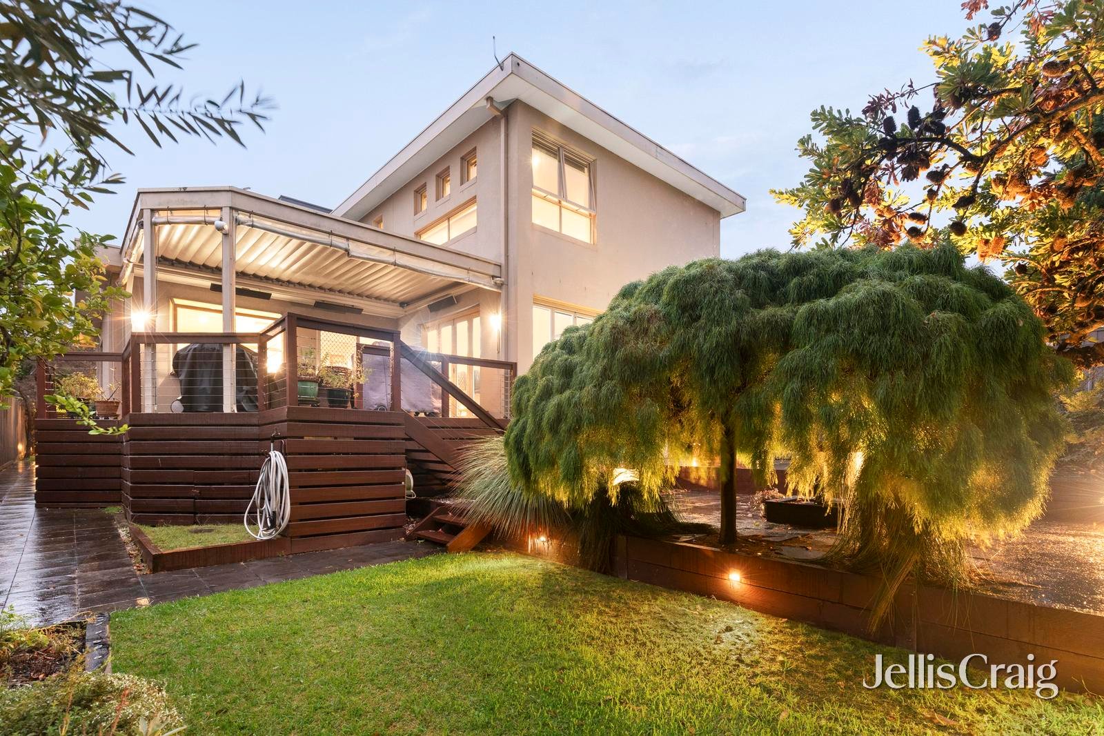 8 Nethercote Drive, Mount&nbsp;Waverley image 13