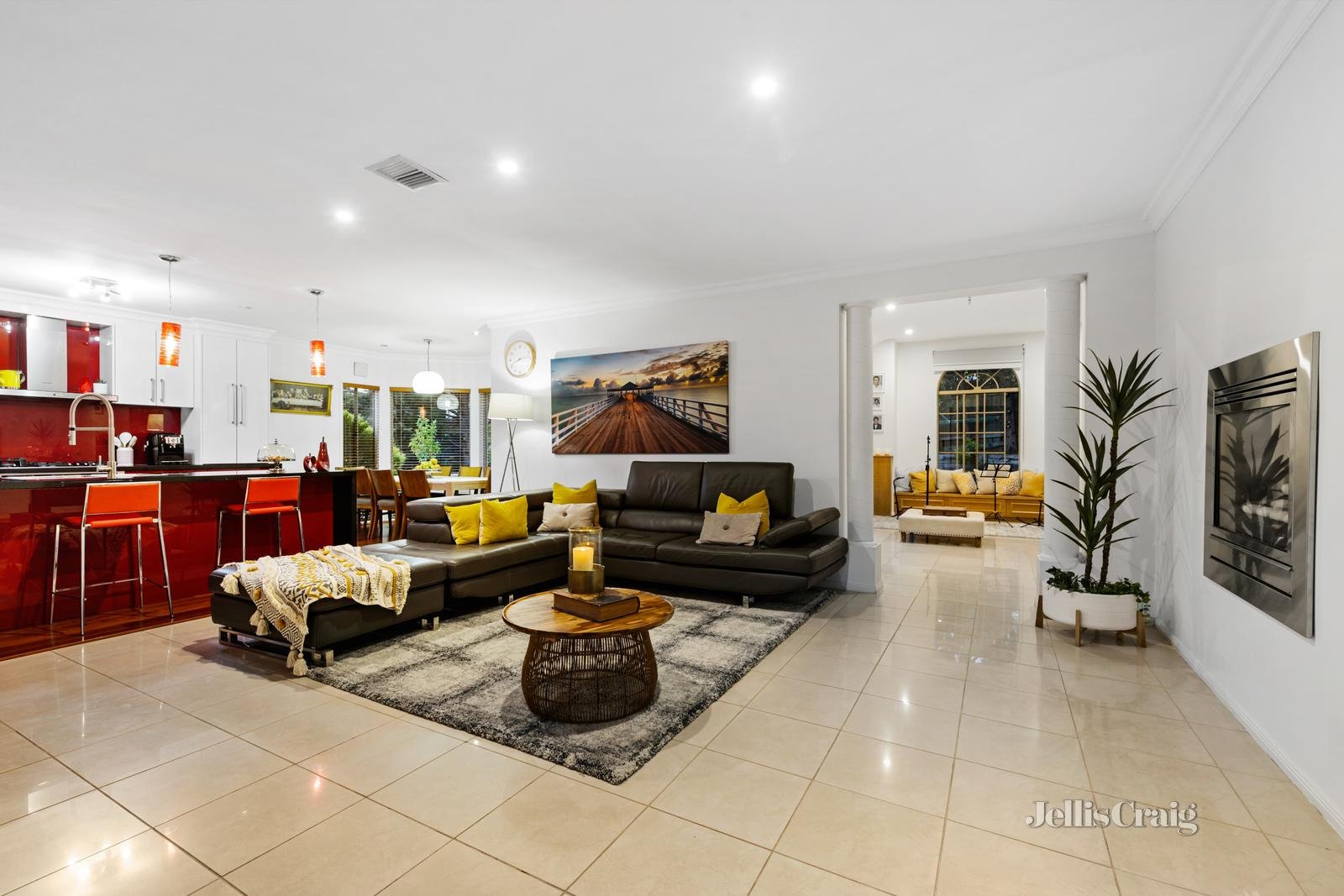 8 Nevada Retreat, Bulleen image 5