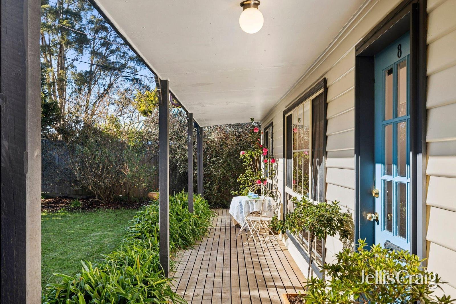 8 Noonan Grove, Woodend image 3