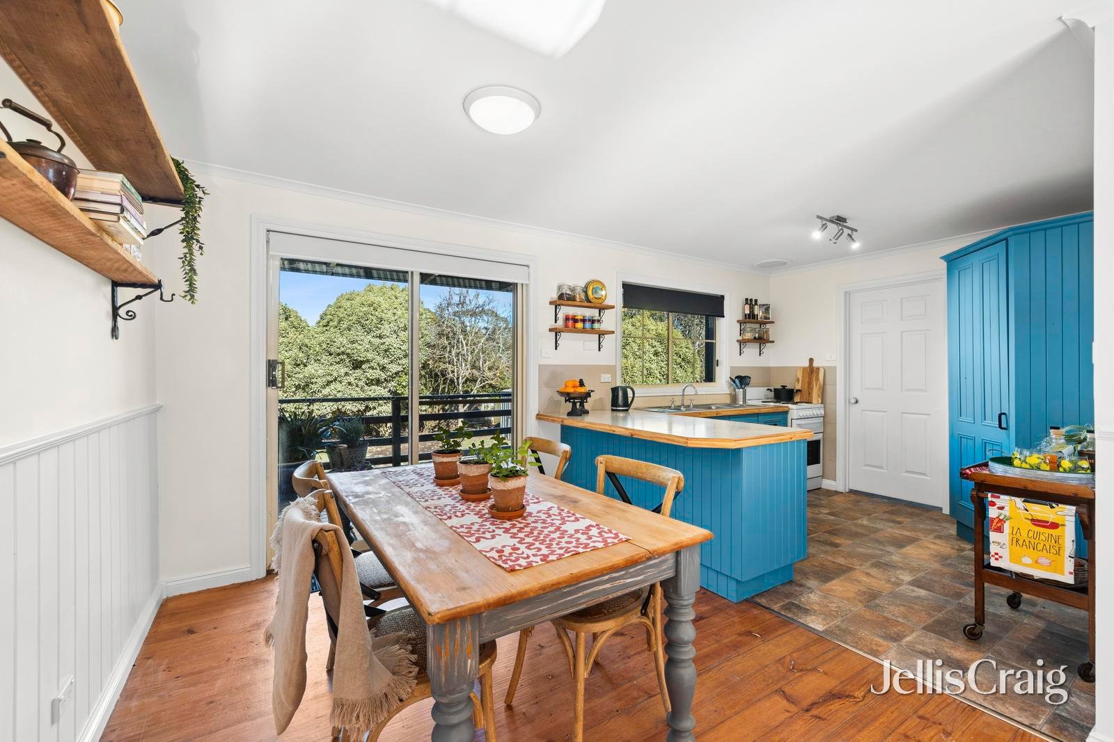 8 Noonan Grove, Woodend image 5
