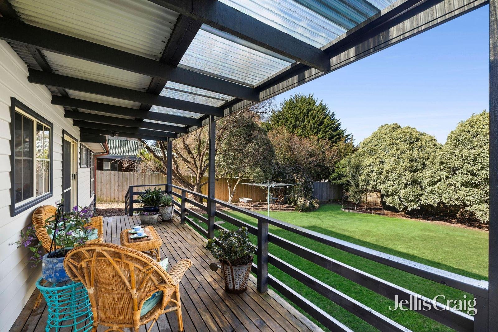 8 Noonan Grove, Woodend image 13