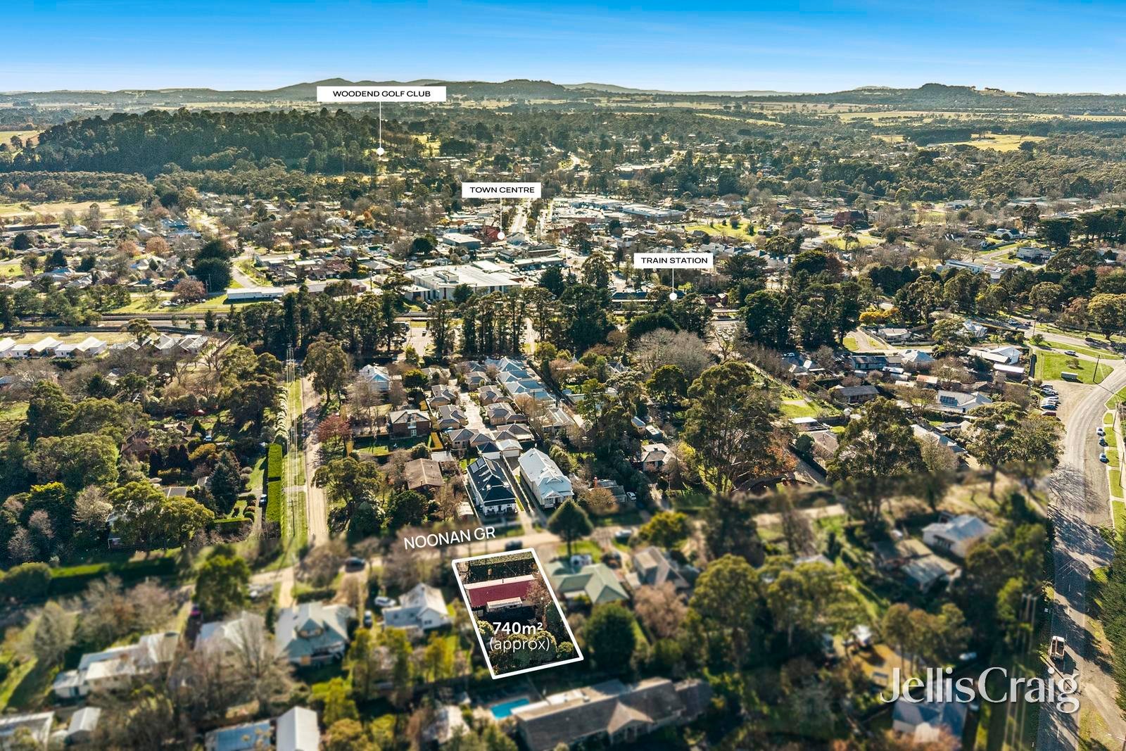 8 Noonan Grove, Woodend image 17