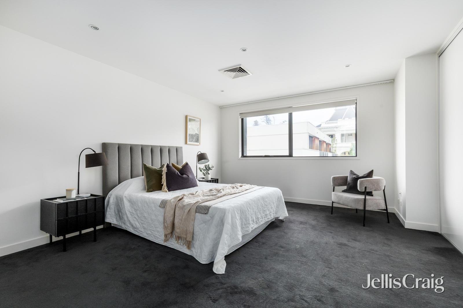 8 Norfolk Place, Malvern image 7