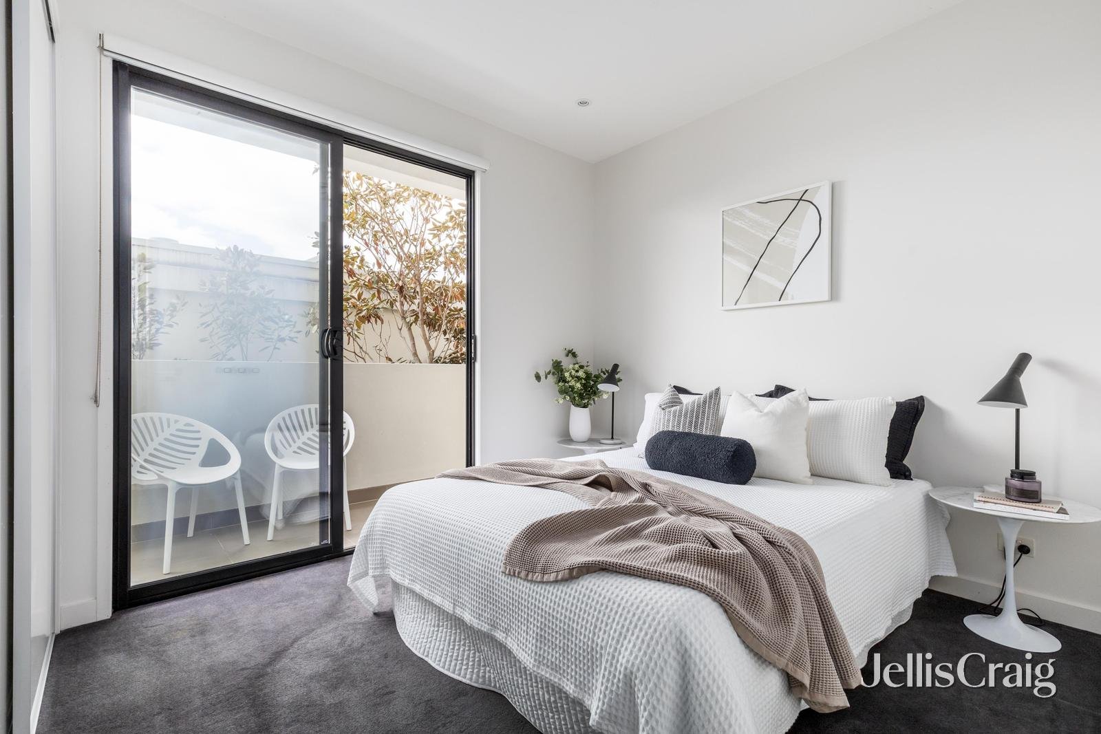 8 Norfolk Place, Malvern image 10