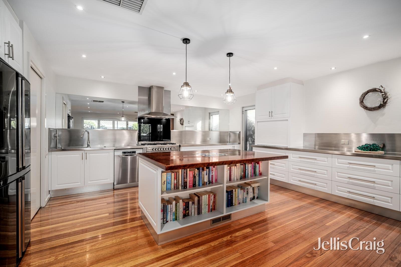 8 Northam Street, Glen Waverley image 4