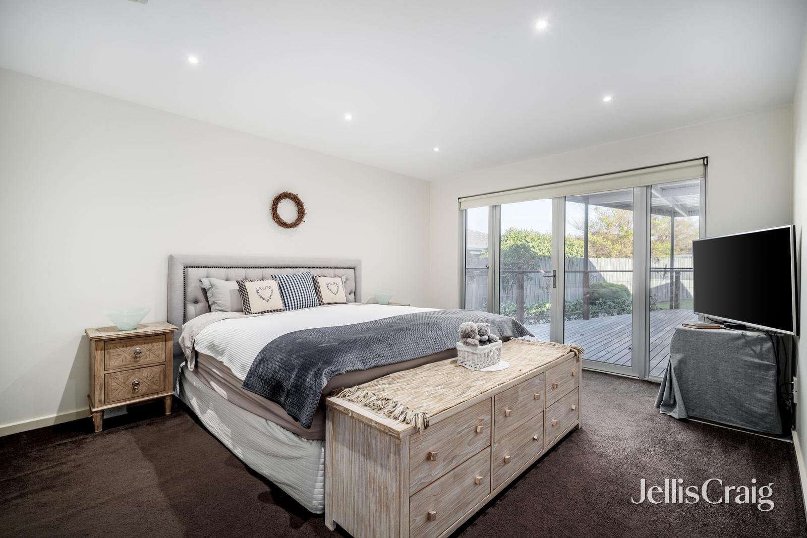 8 Northam Street, Glen Waverley image 7