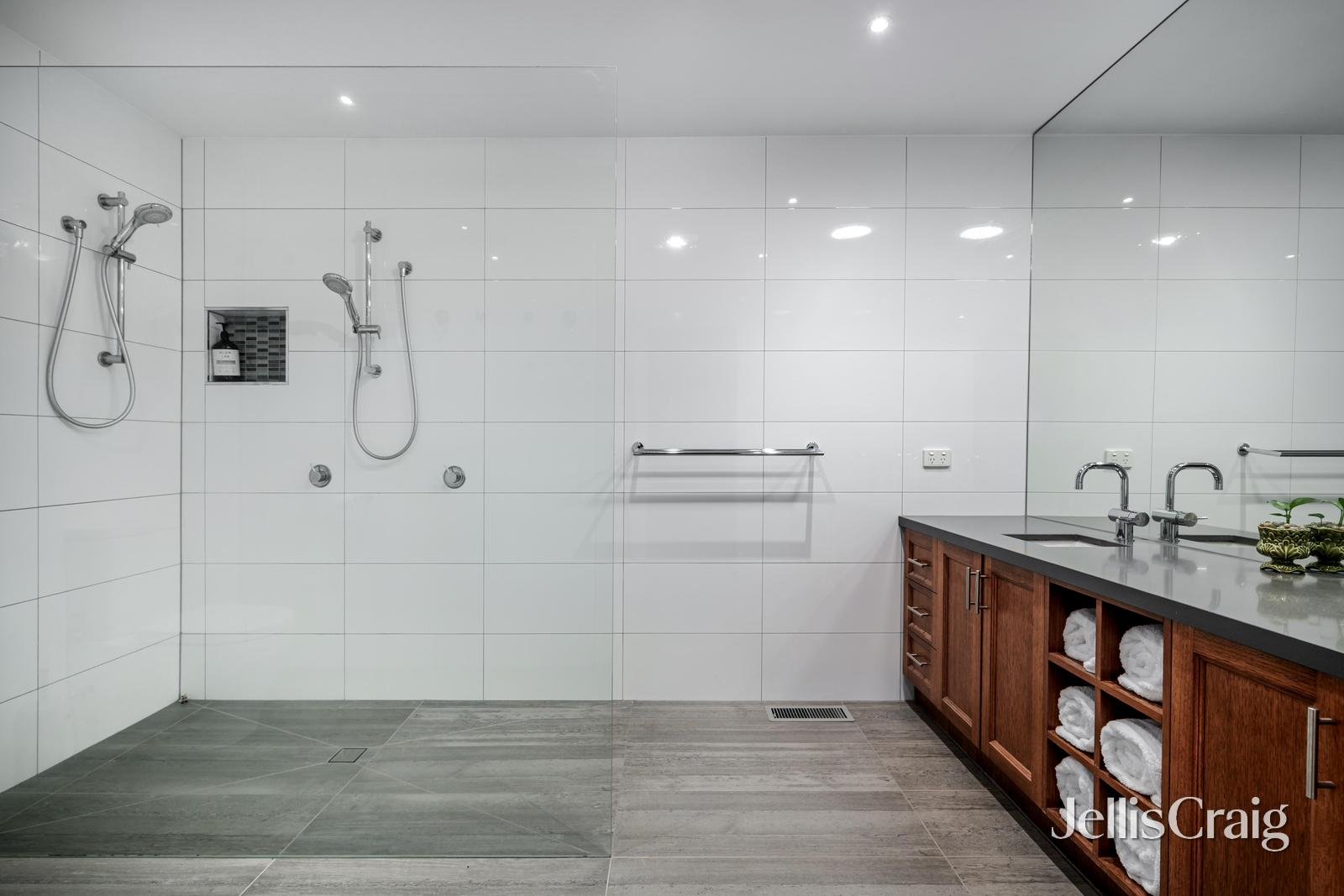 8 Northam Street, Glen Waverley image 8