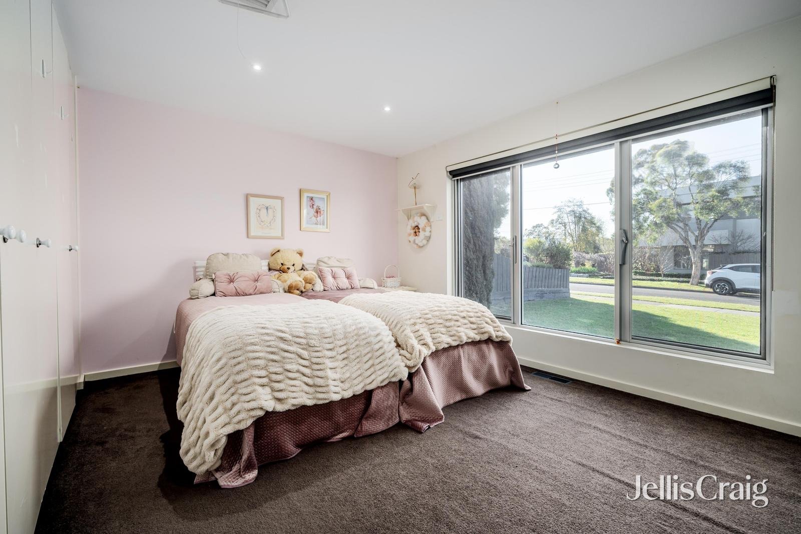 8 Northam Street, Glen Waverley image 9