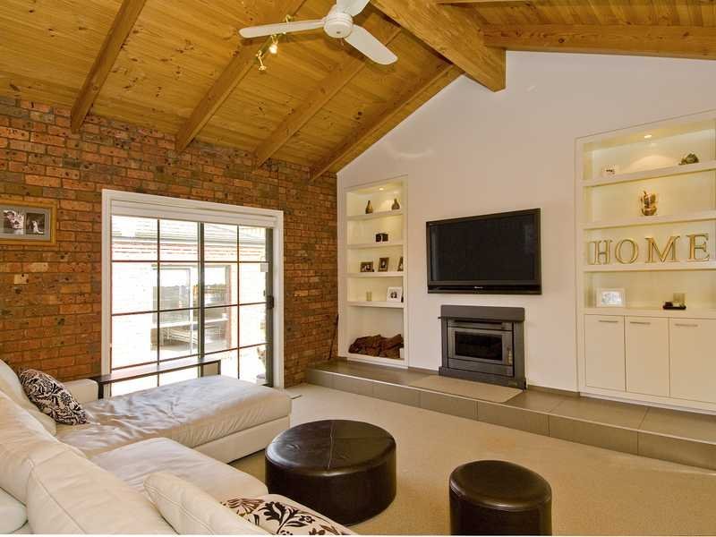 8 Oakbank Avenue, Highton image 3