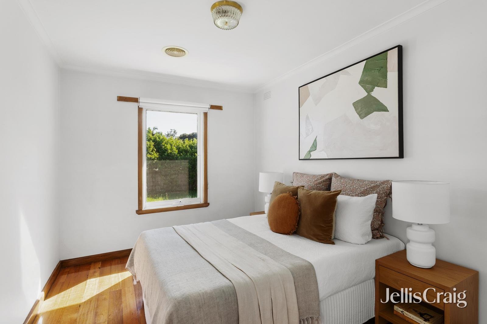 8 Oakwood Avenue, Brighton image 10