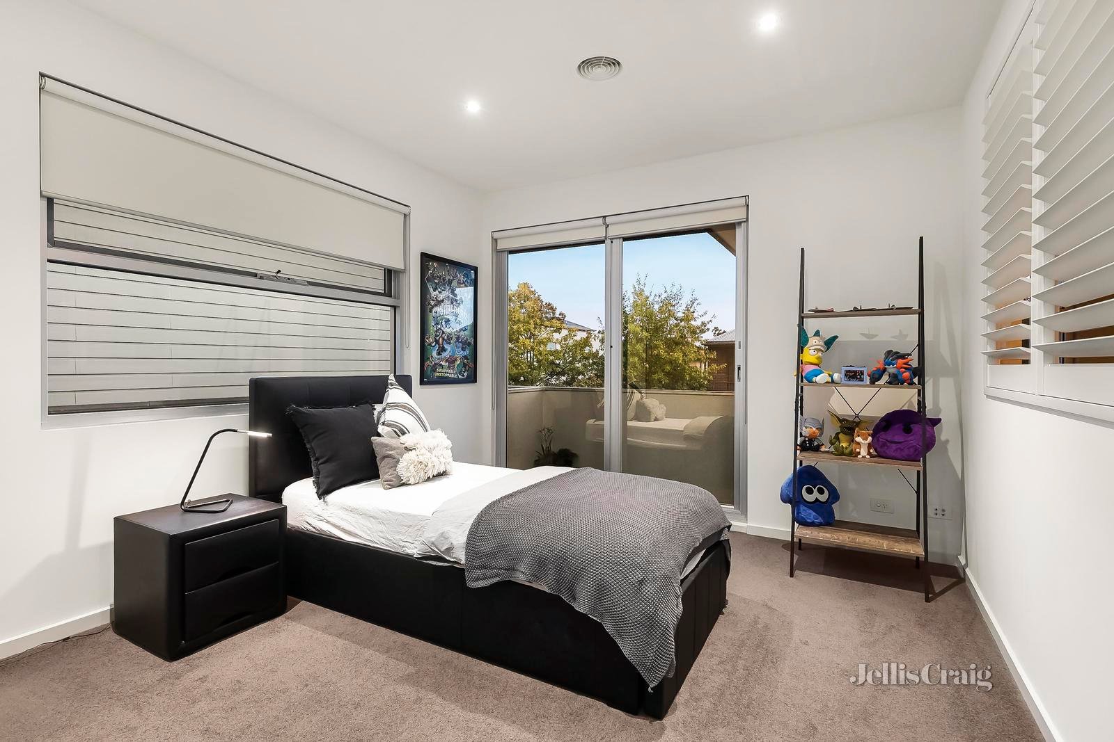 8 Oberon Way, Newport image 8