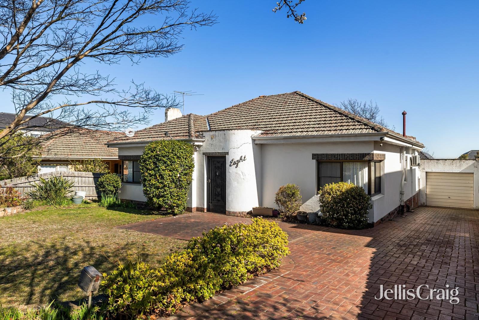 8 Osburn Avenue, Balwyn North image 2
