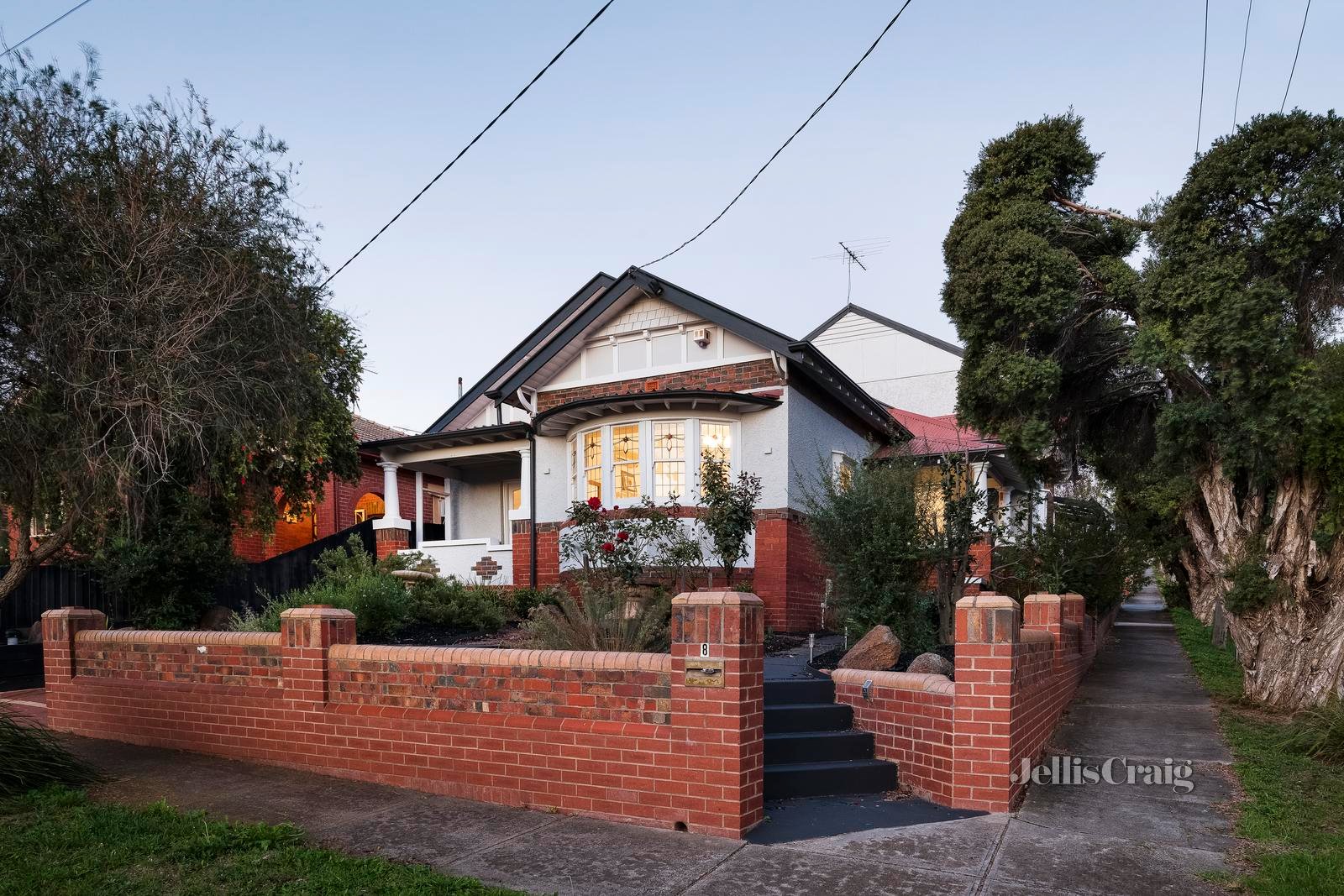 8 Owen Street, Brunswick West image 1