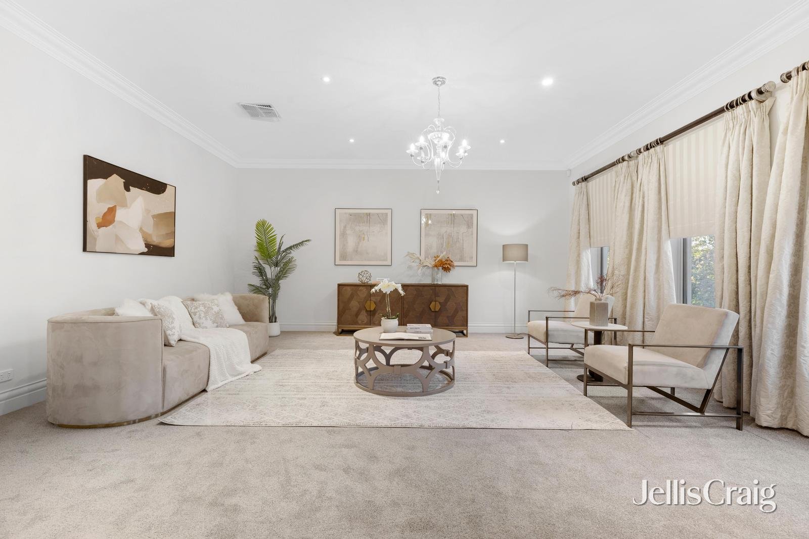 8 Pamela Grove, Templestowe Lower image 2