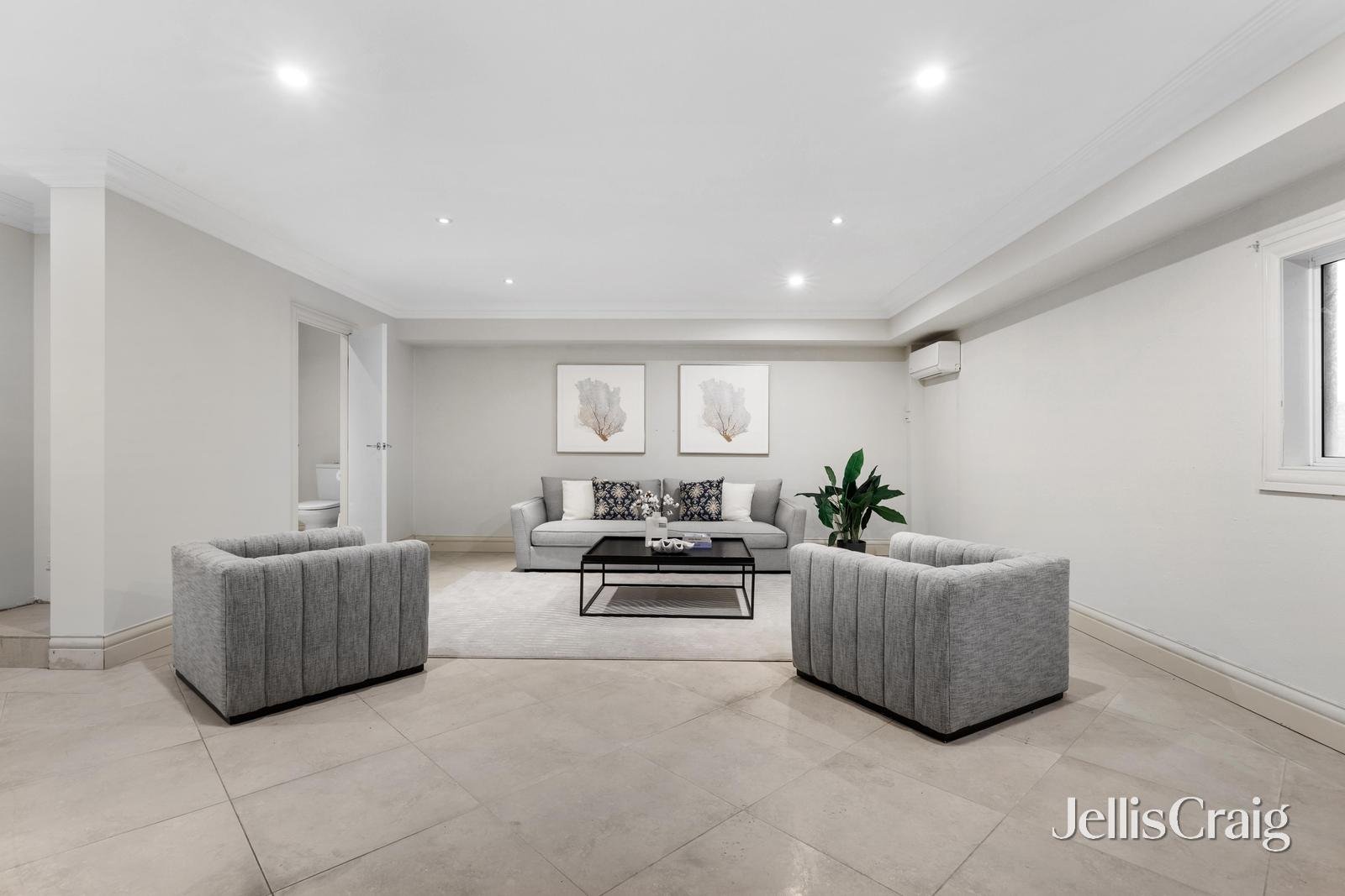 8 Pamela Grove, Templestowe Lower image 7