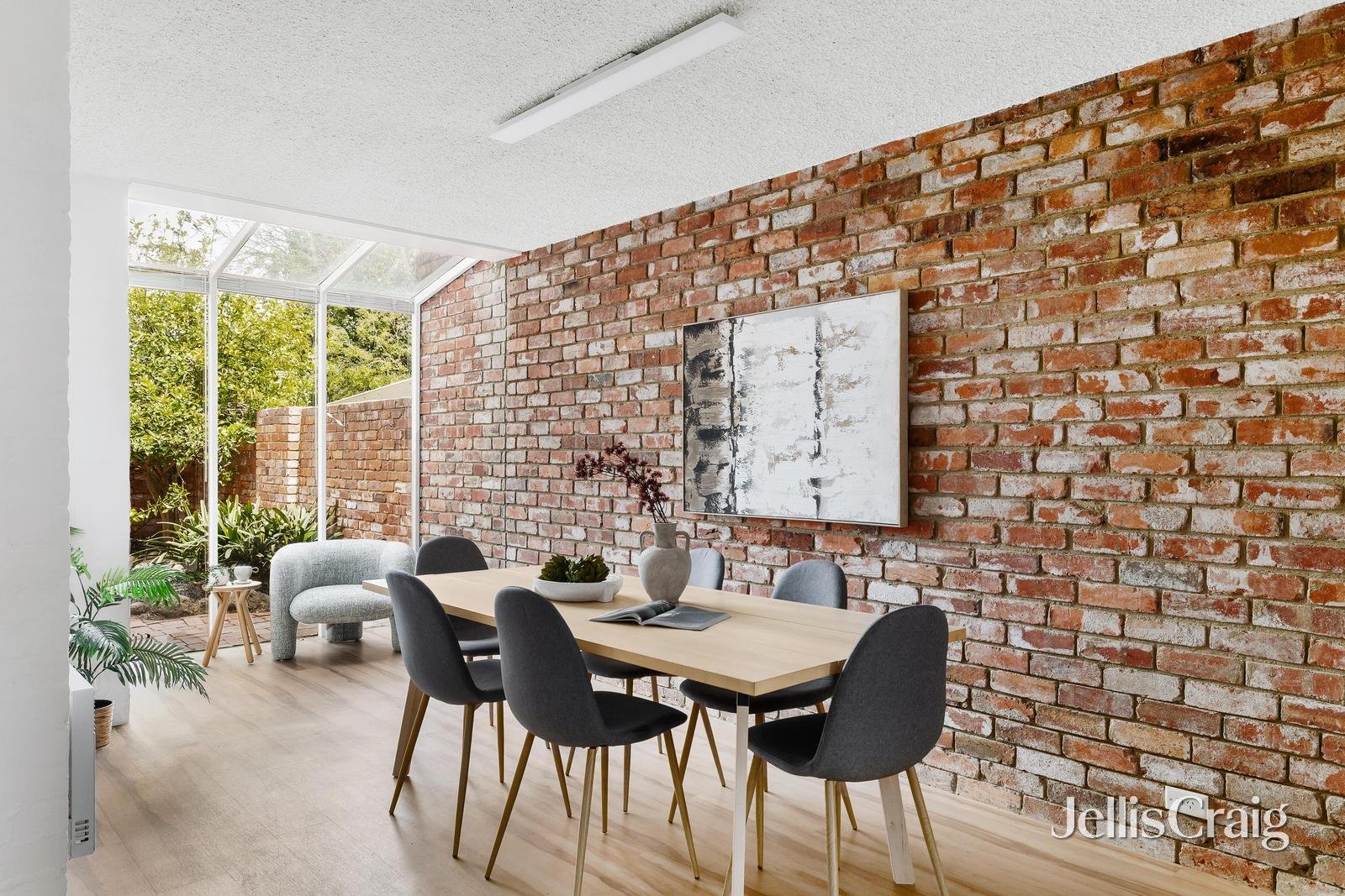 8 Park Lane, Kew image 3