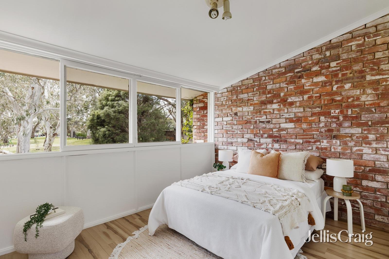 8 Park Lane, Kew image 7