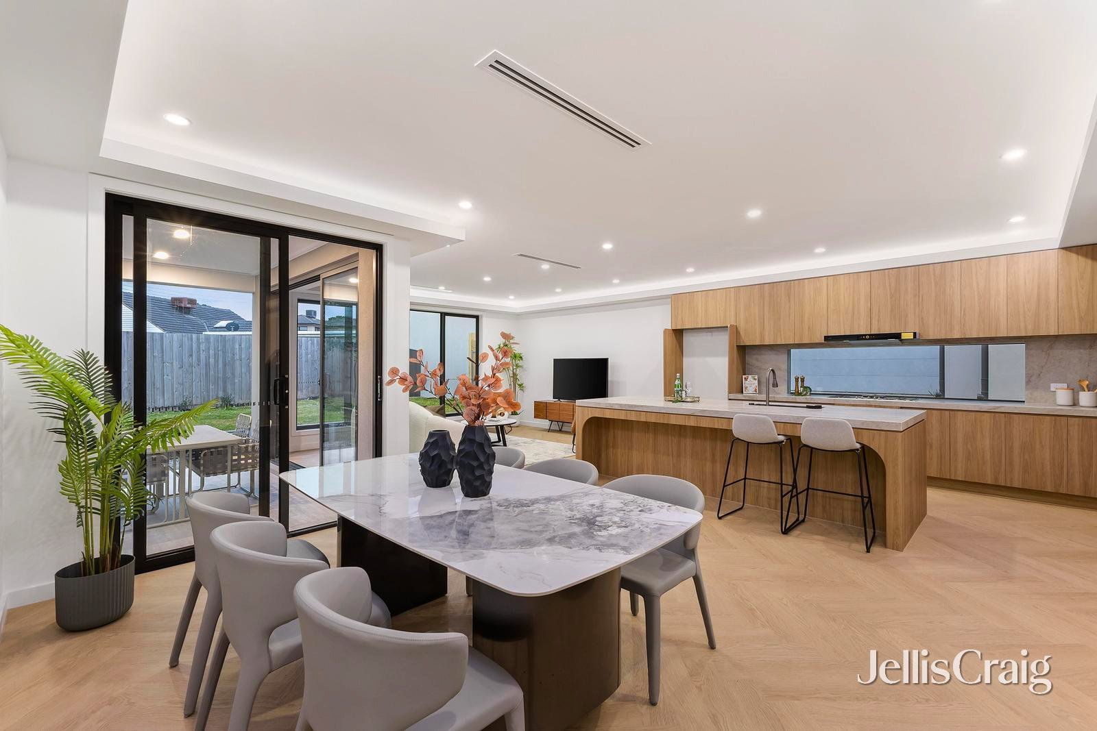 8 Paul Street, Doncaster image 5