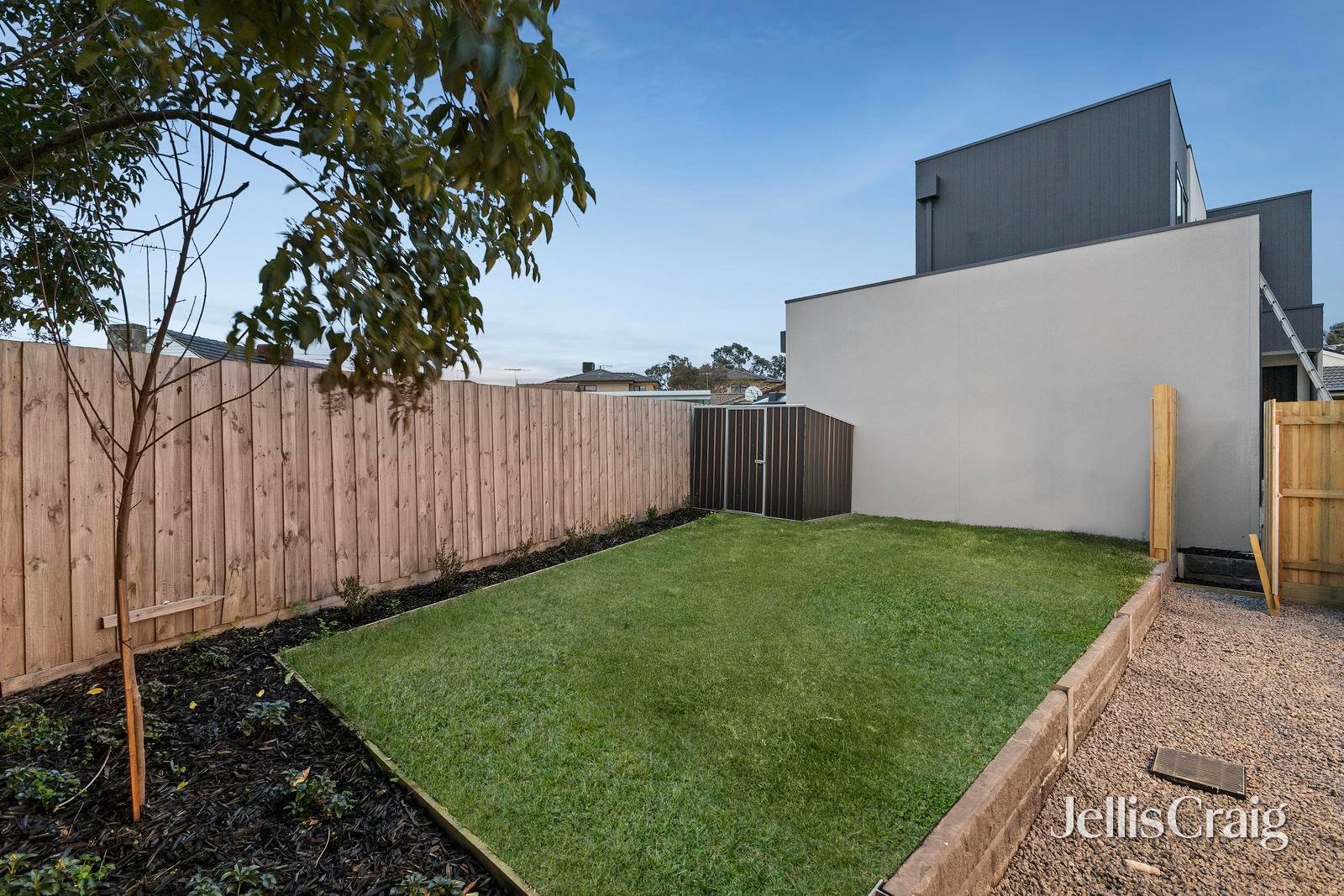 8 Paul Street, Doncaster image 18