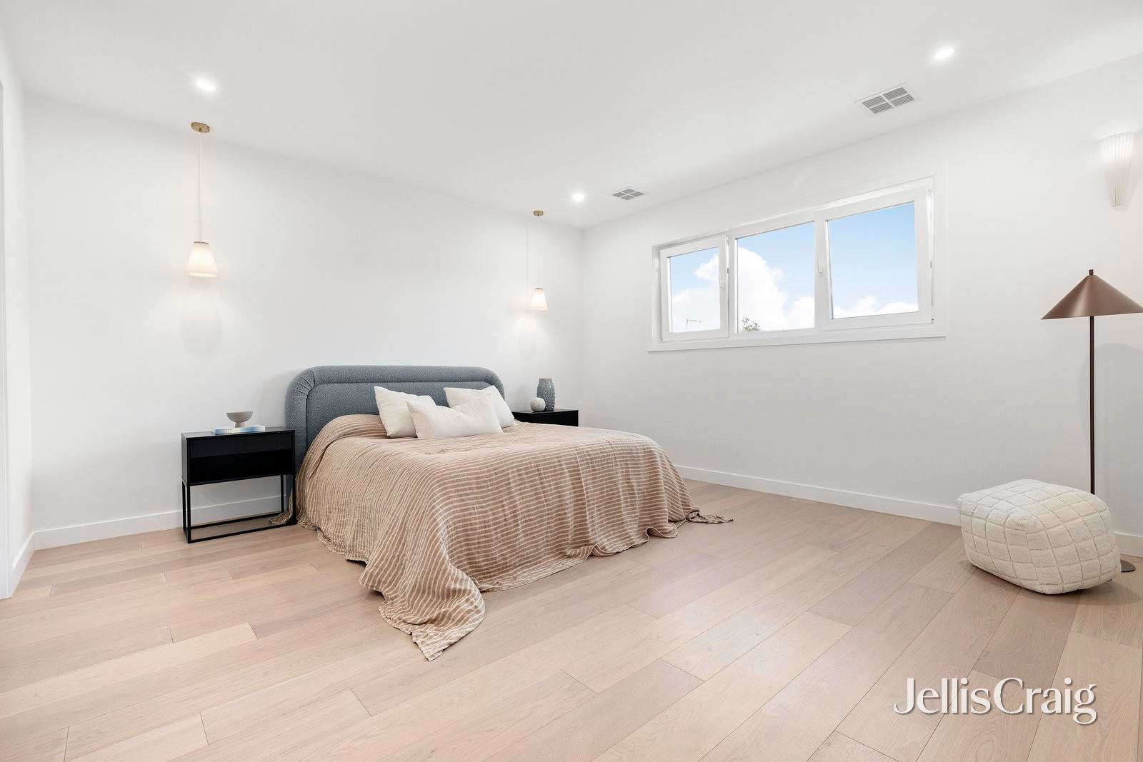 8 Peacock Street, Brunswick West image 11