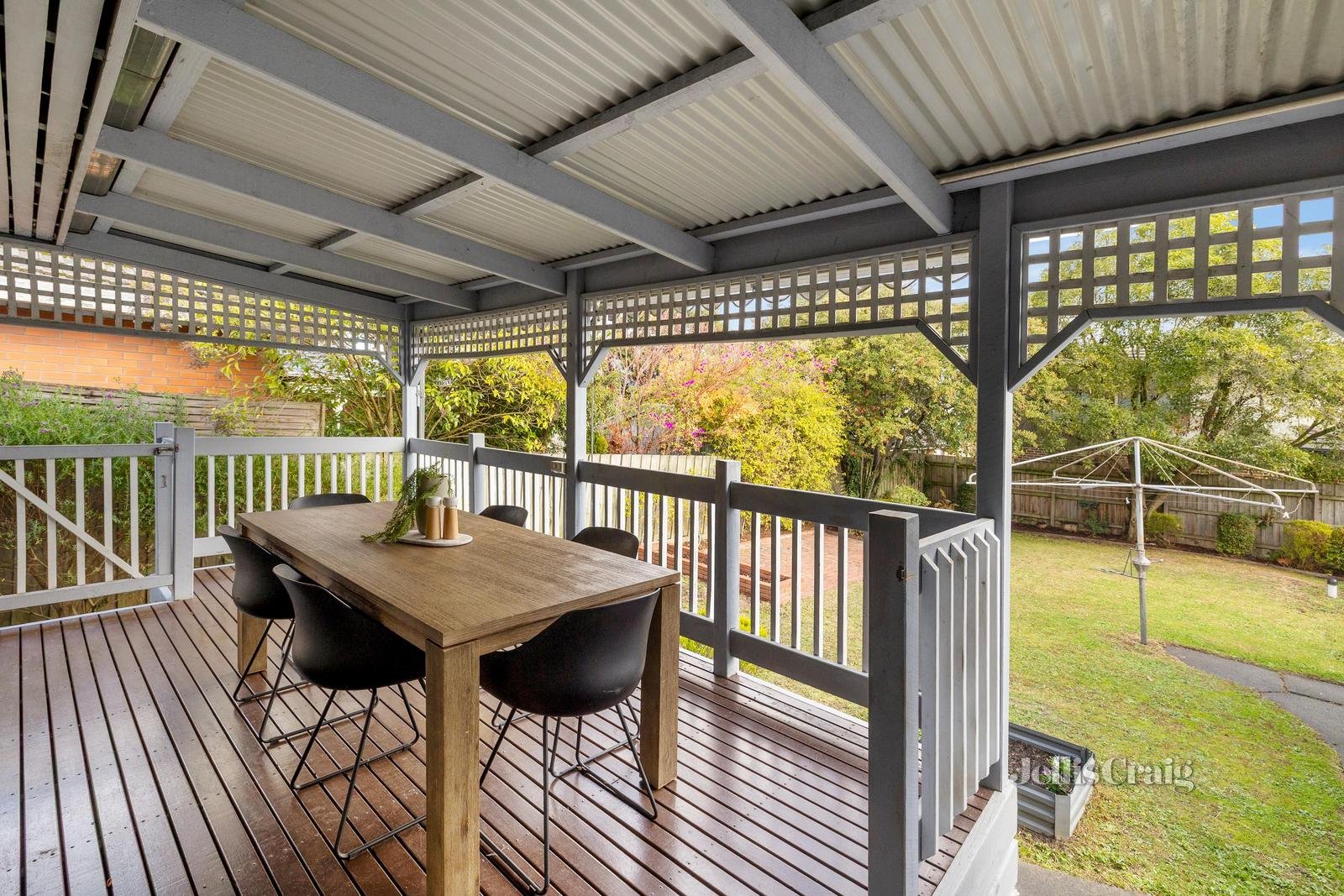 8 Peel Street, Mitcham image 7
