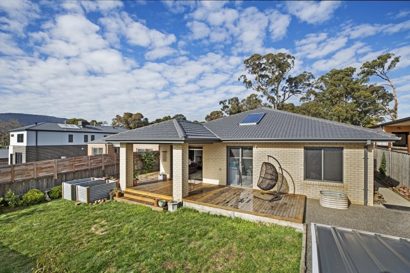 Property Gallery Thumbnail 12