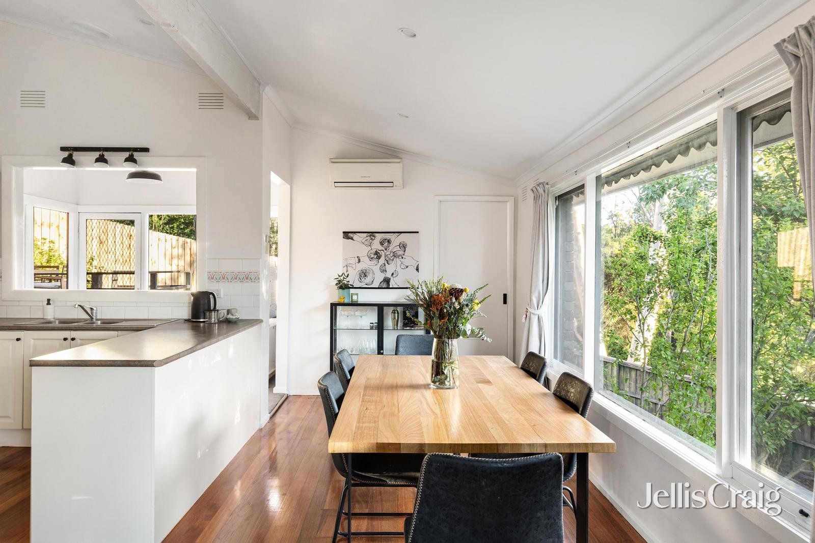 8 Perversi Avenue, Diamond&nbsp;Creek image 3