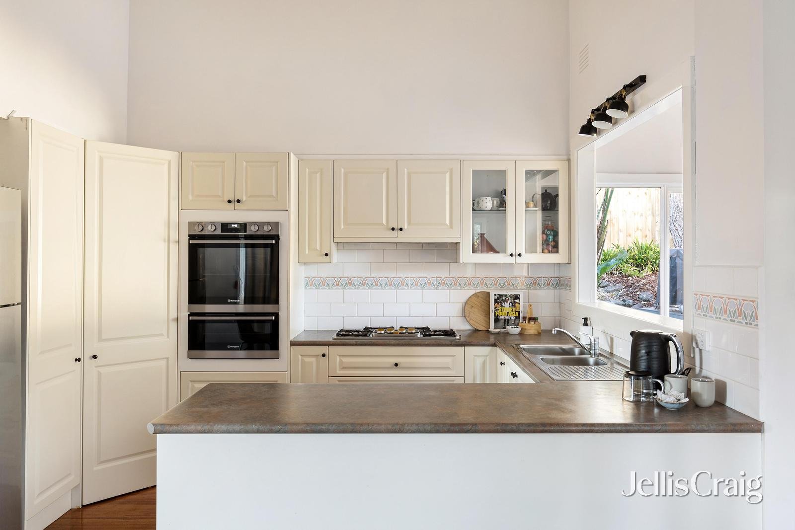 8 Perversi Avenue, Diamond&nbsp;Creek image 4