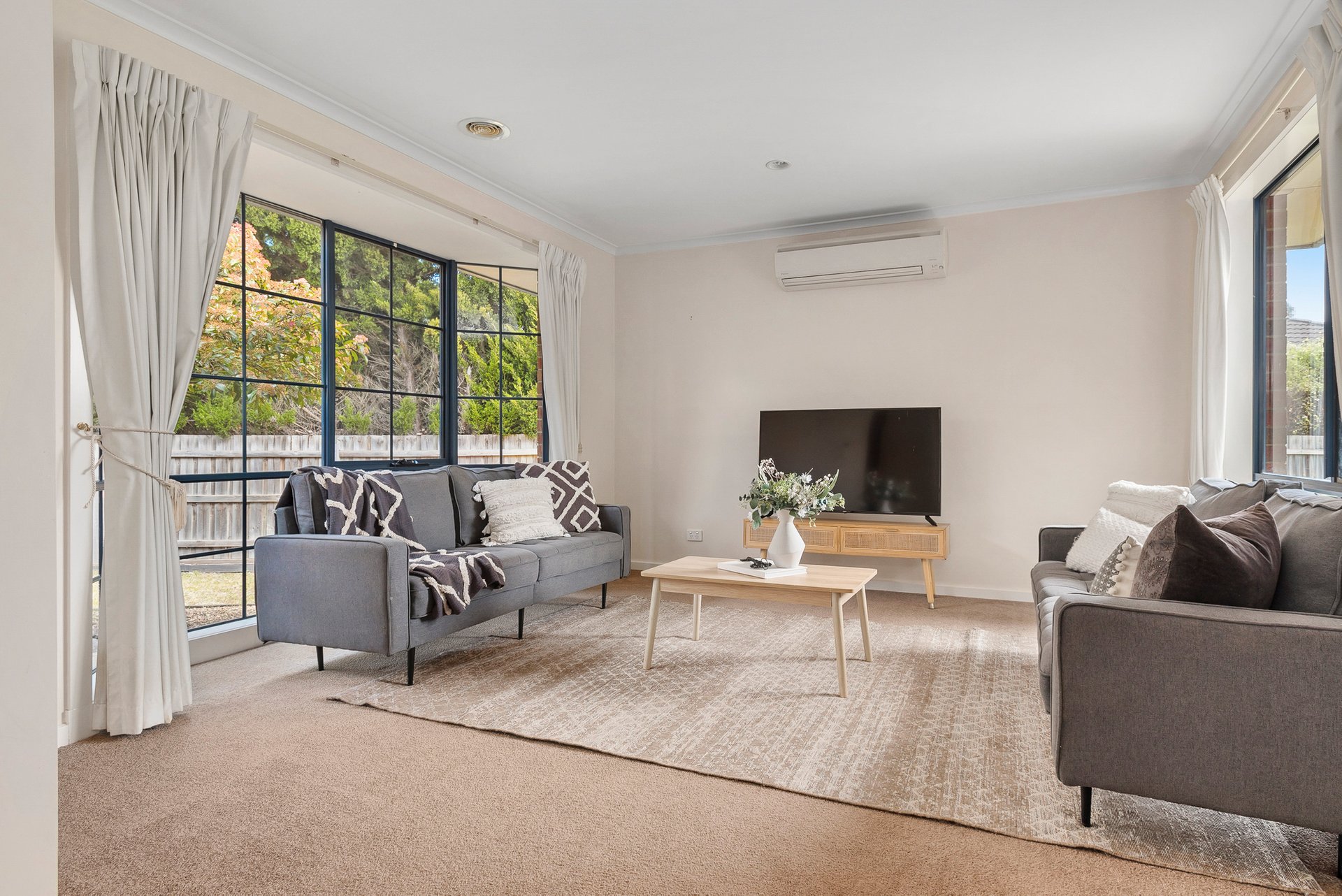 Property Gallery Thumbnail 2