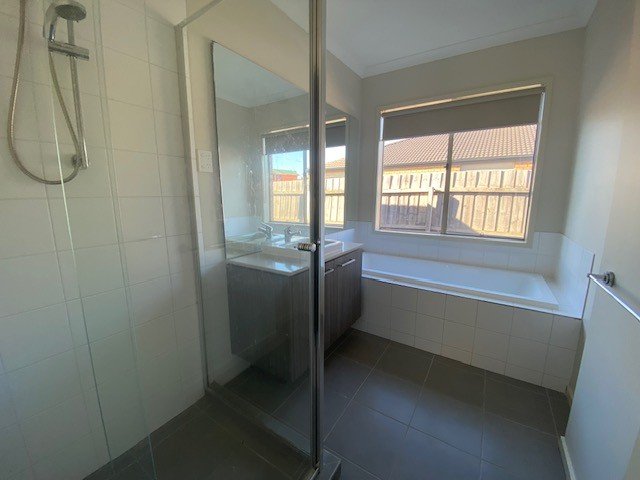8 Plumber Court, Grovedale image 13