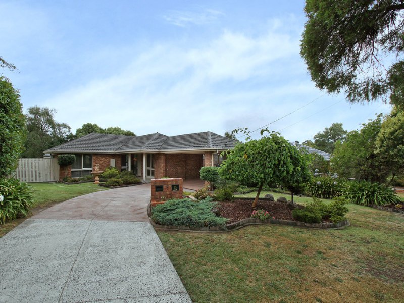 8 Plumtree Rise, Croydon Hills image 20