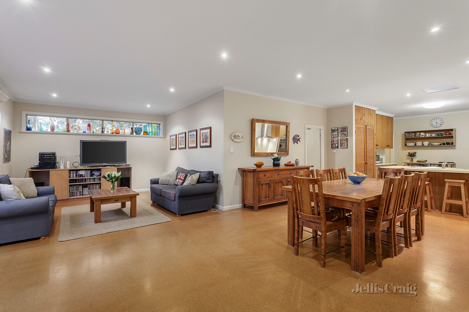 8 Porter Road, Balwyn image 3