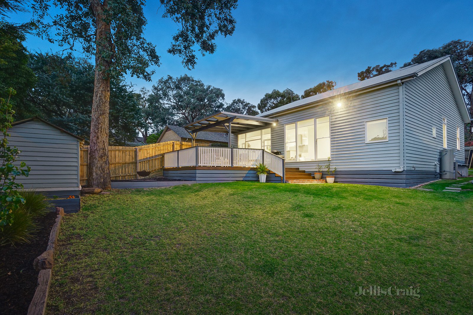 8 Price Avenue, Montmorency image 11