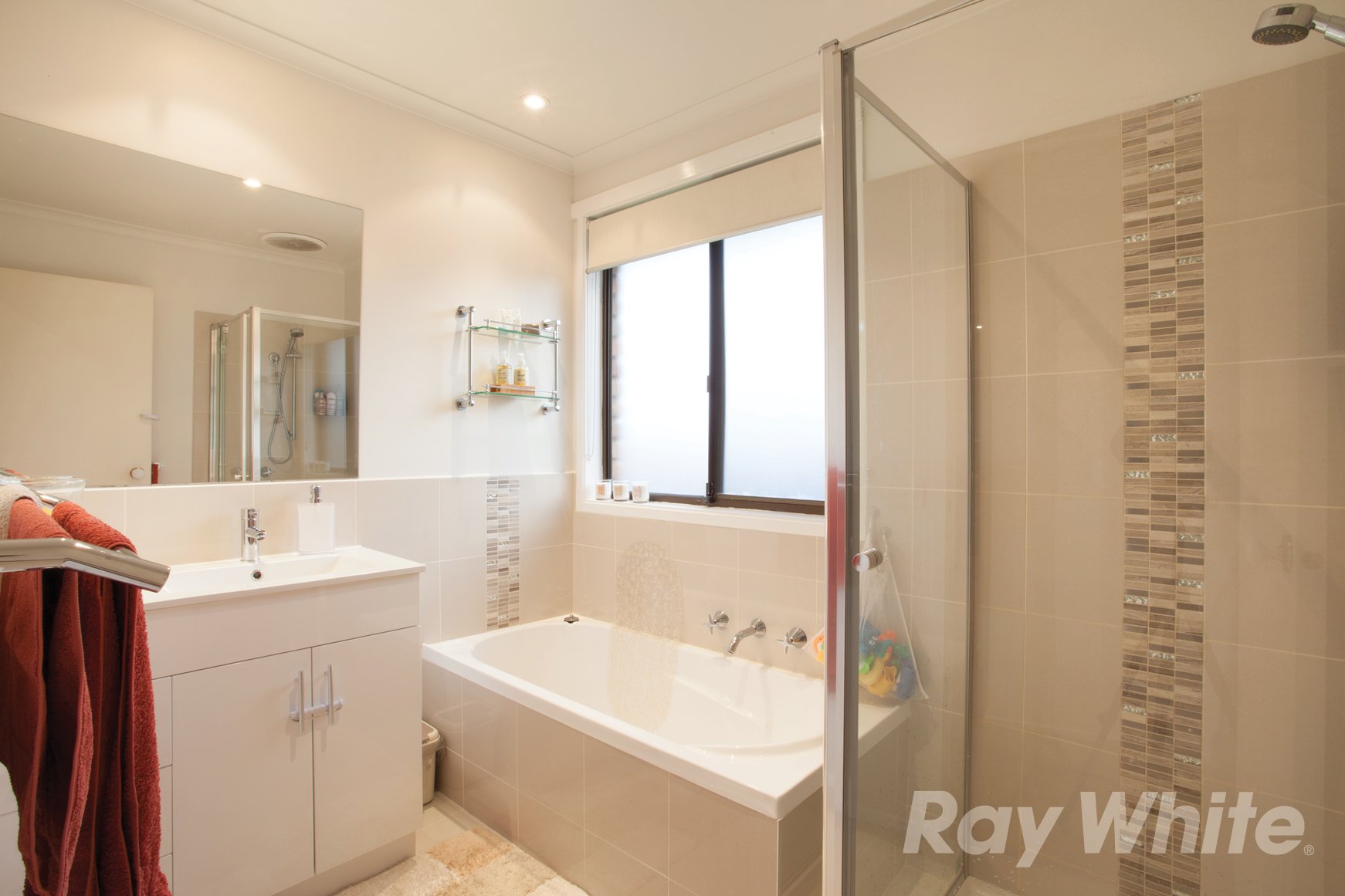 8 Prospect Hill Crescent, Dandenong North image 5