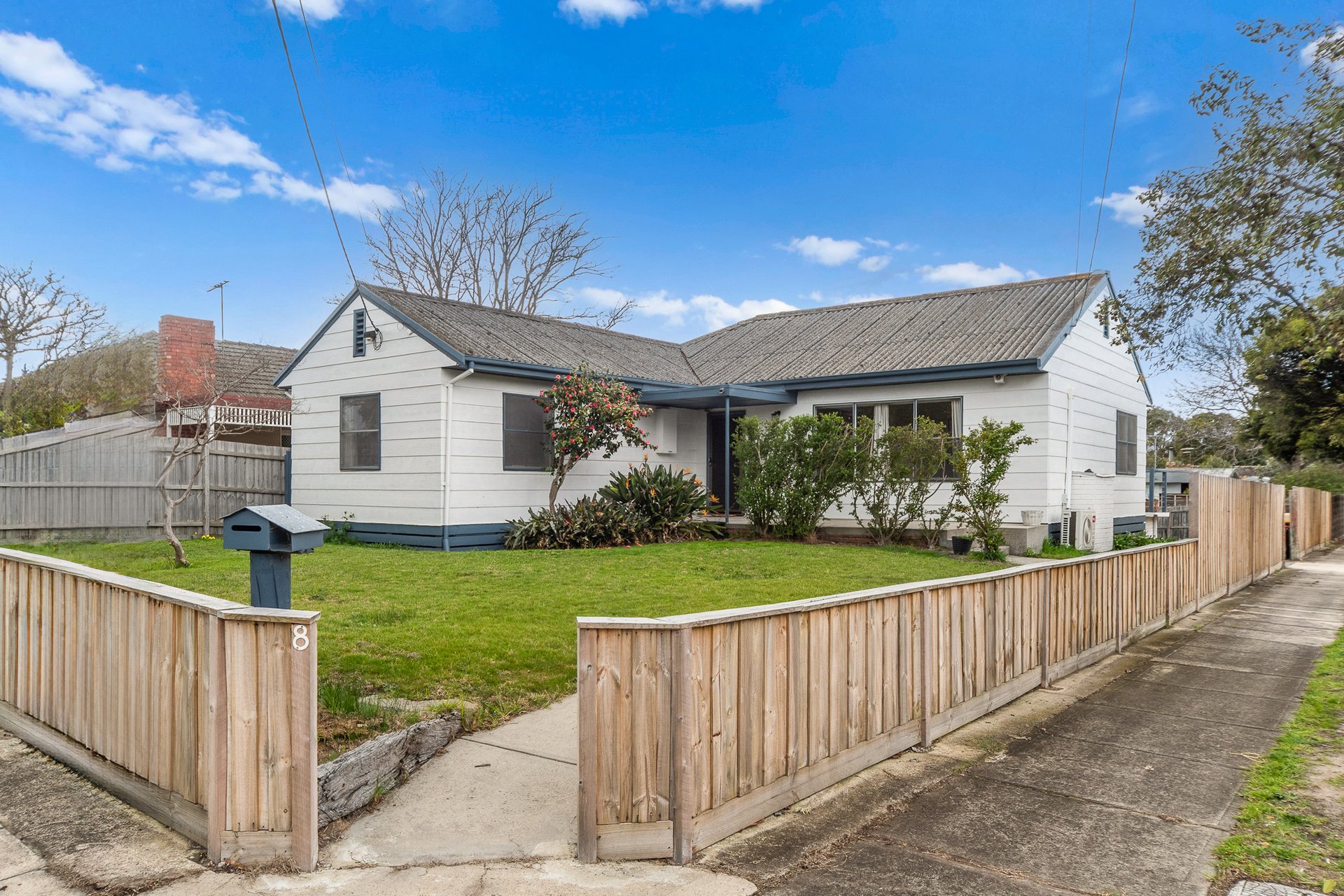 8 Queen Street, Frankston image 11
