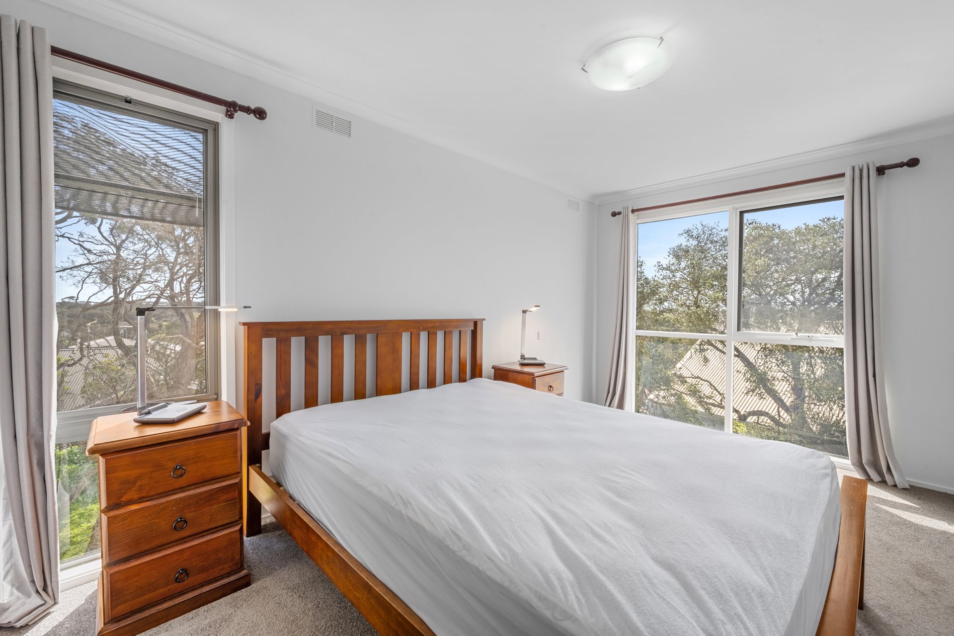 8 Rainbow Court, Rye image 6