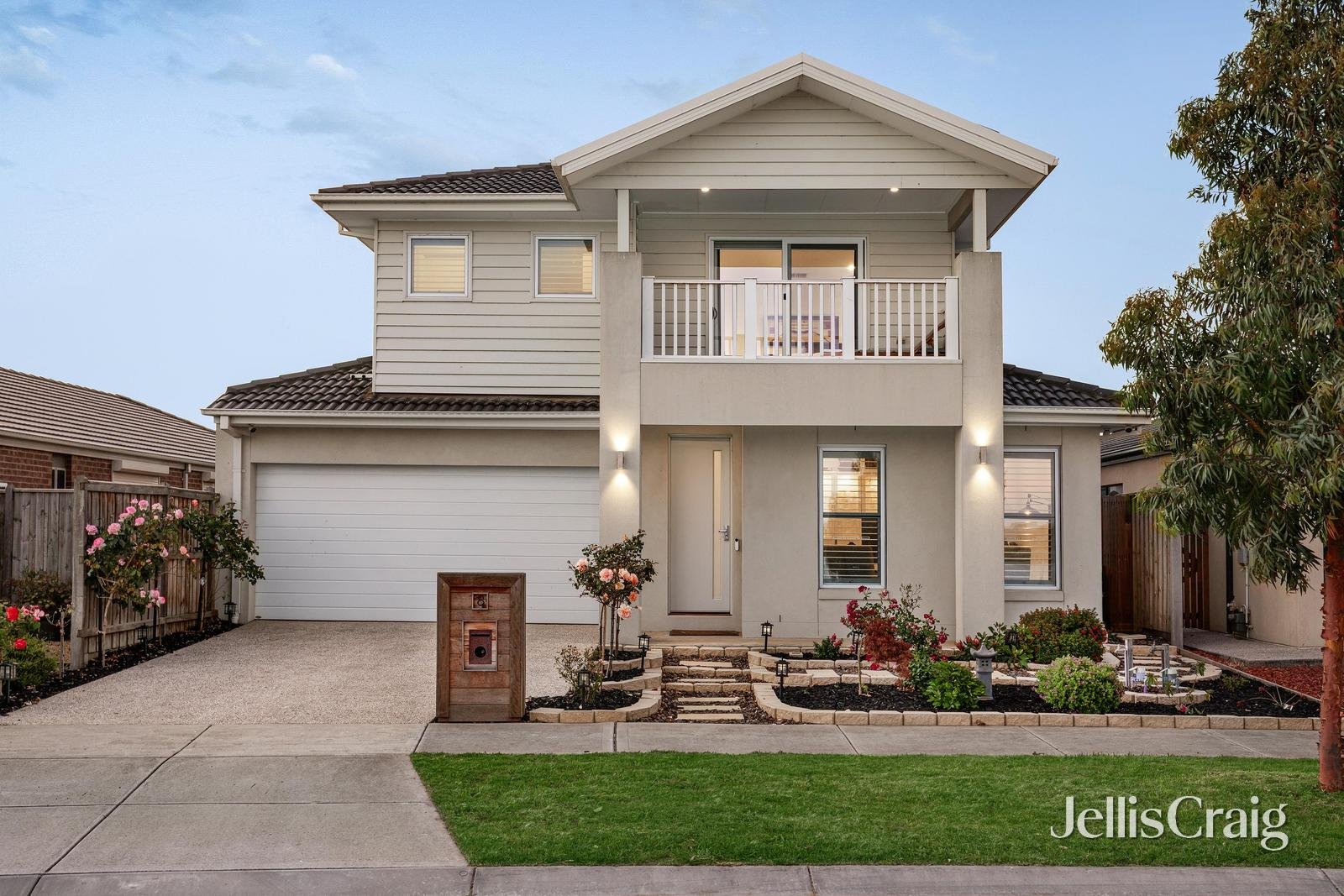 8 Ram Circuit, Wallan image 1