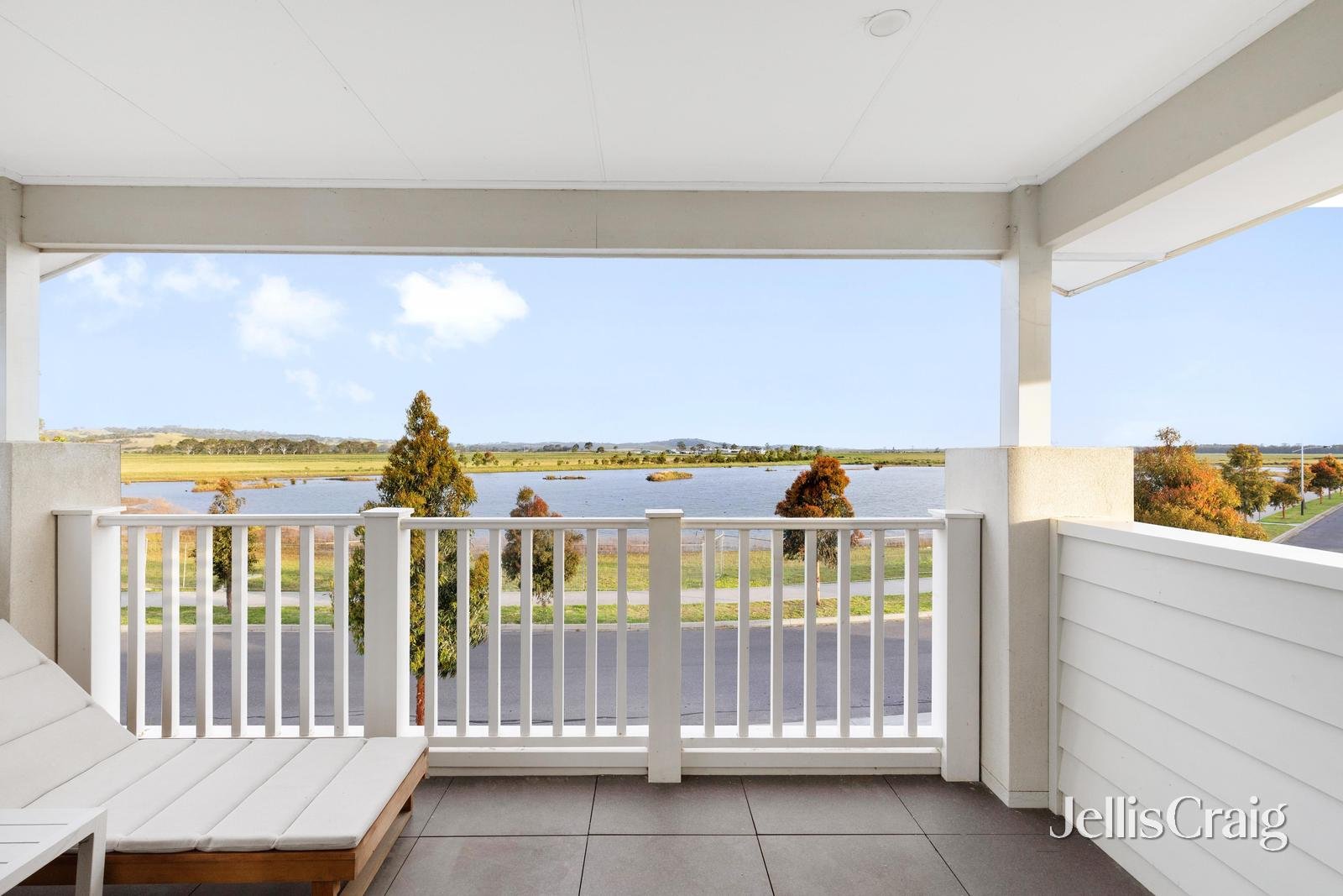 8 Ram Circuit, Wallan image 2