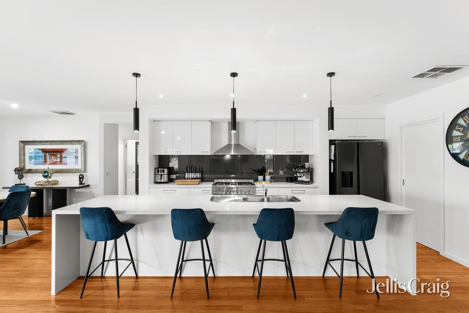 8 Rampling Way, Nerrina image 3