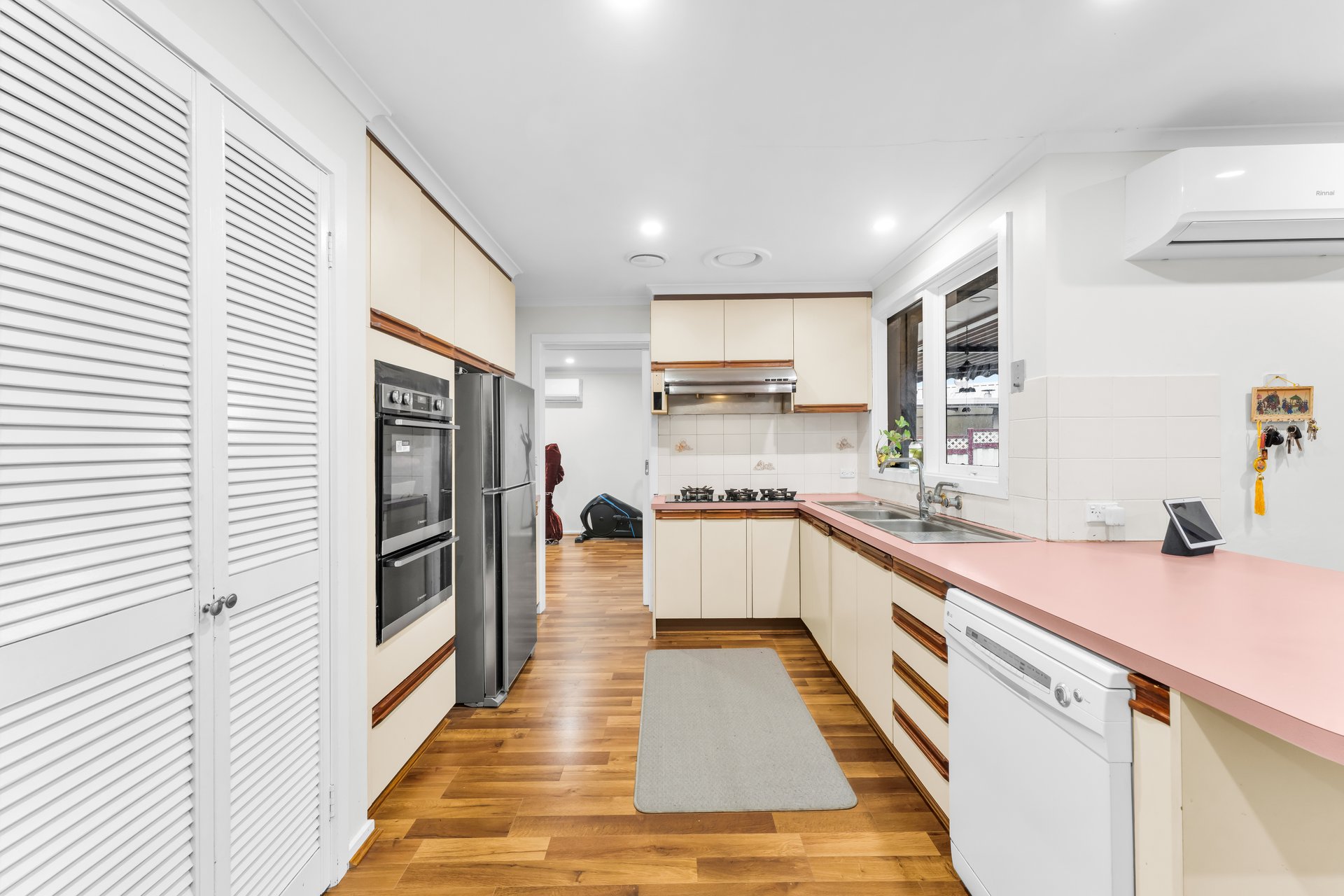 8 Rawdon Hill Drive, Dandenong&nbsp;North image 4