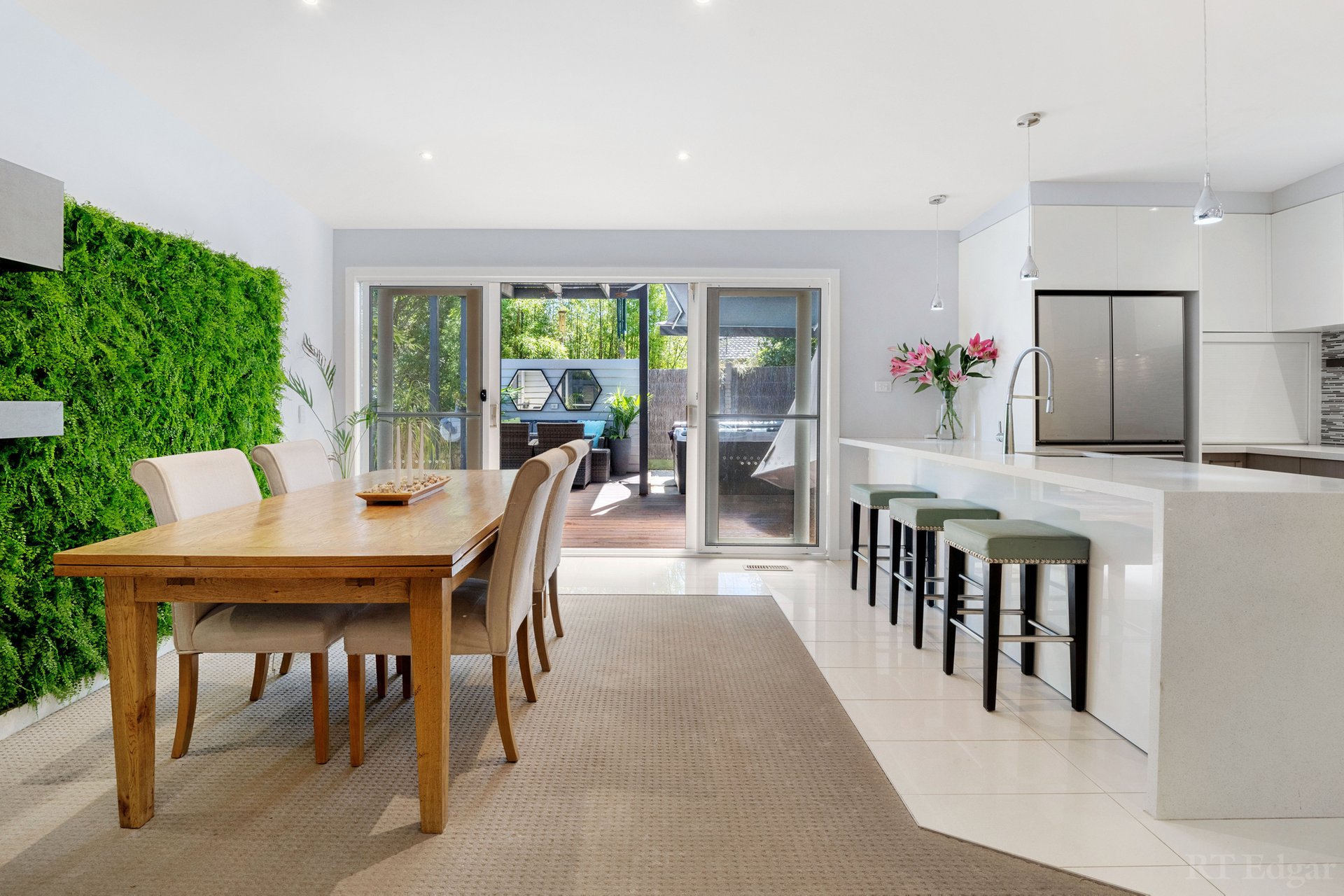 Property Gallery Thumbnail 3