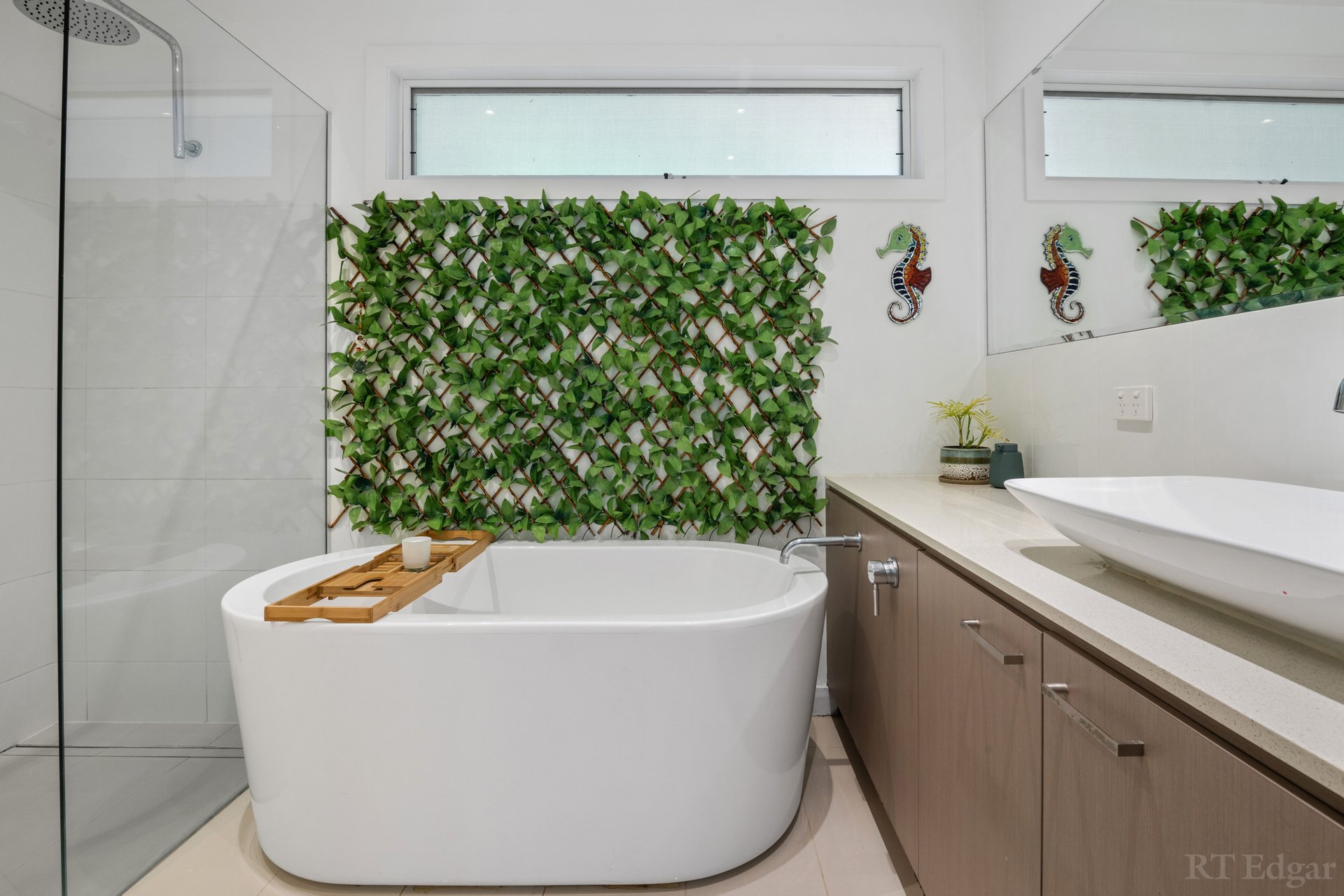 Property Gallery Thumbnail 6