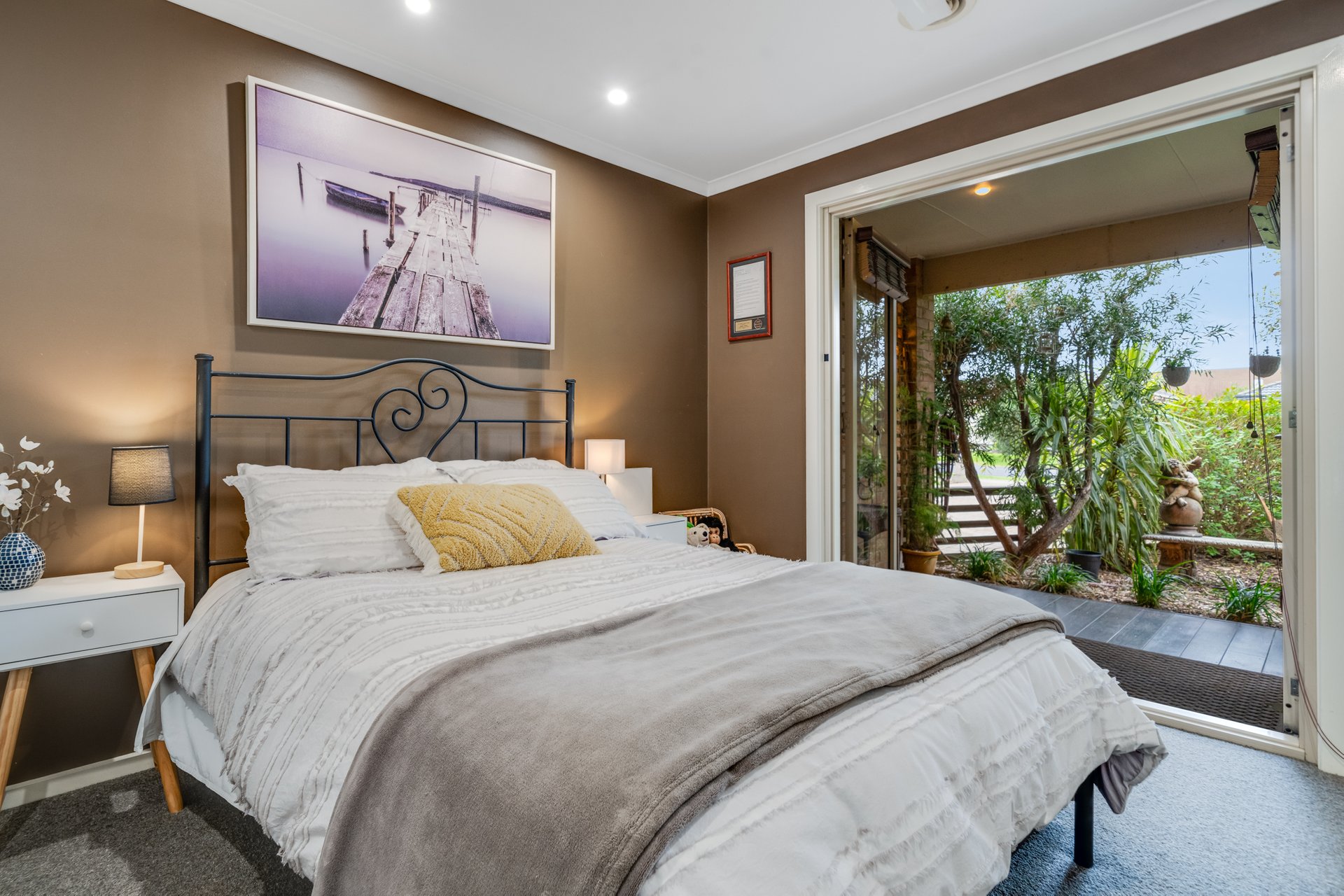 8 Redgum Court, Belmont image 5