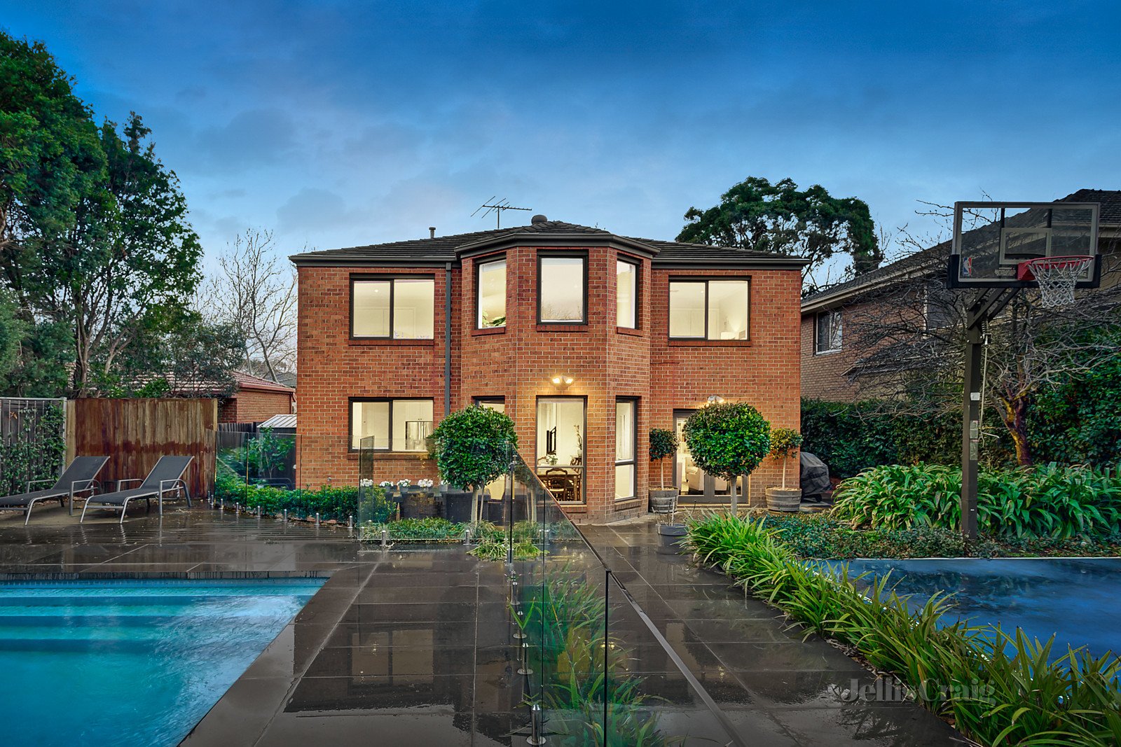 8 Renwick Street, Glen Iris image 7