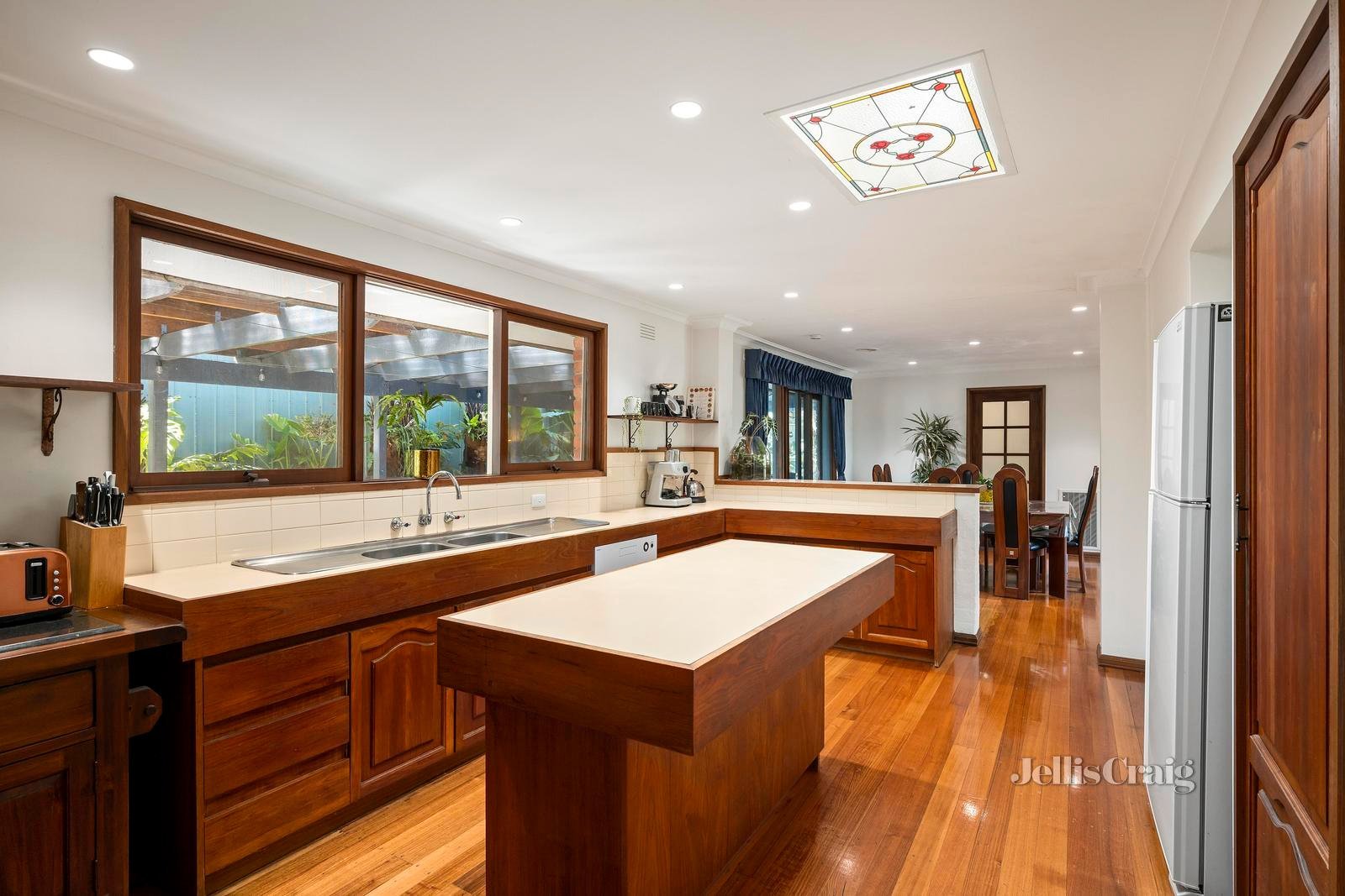8 Reserves Road, Mount Evelyn image 5