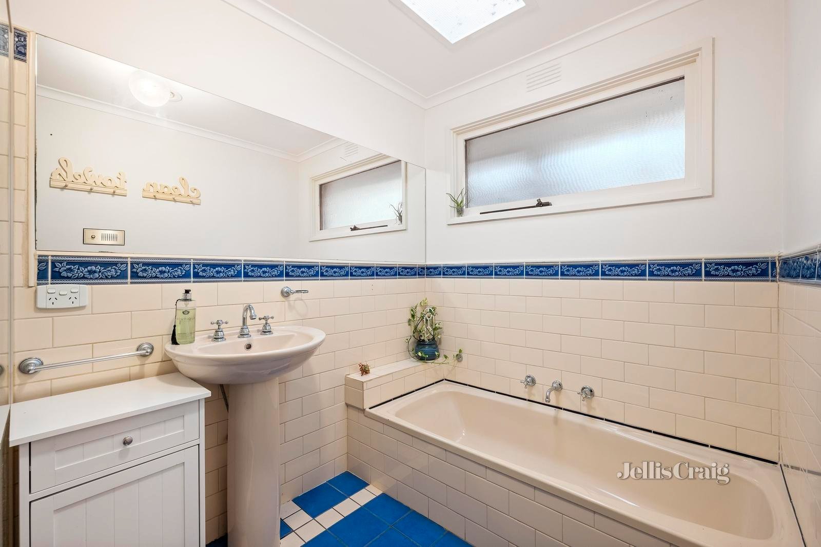 8 Reserves Road, Mount Evelyn image 9