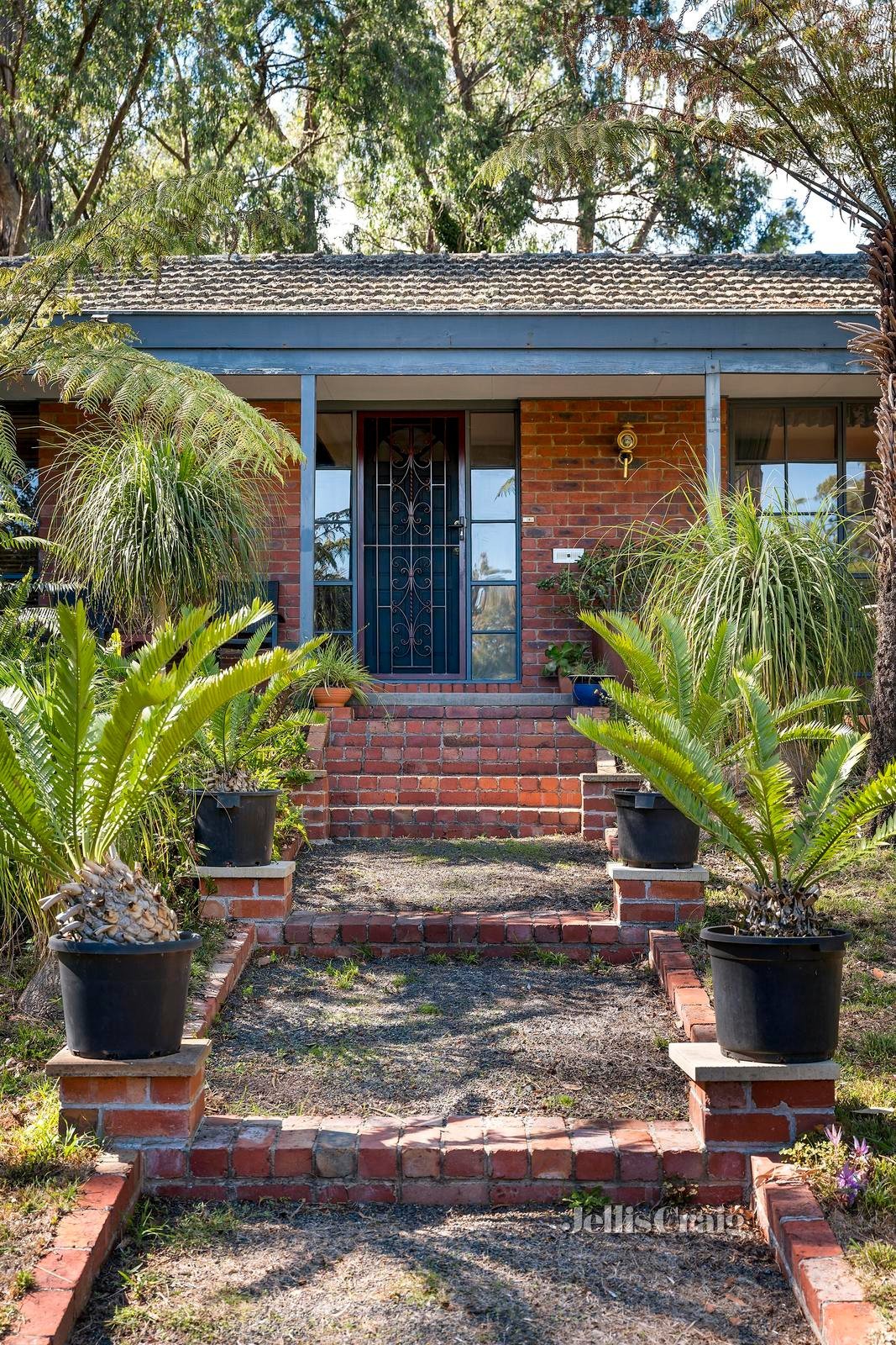 8 Reserves Road, Mount Evelyn image 2