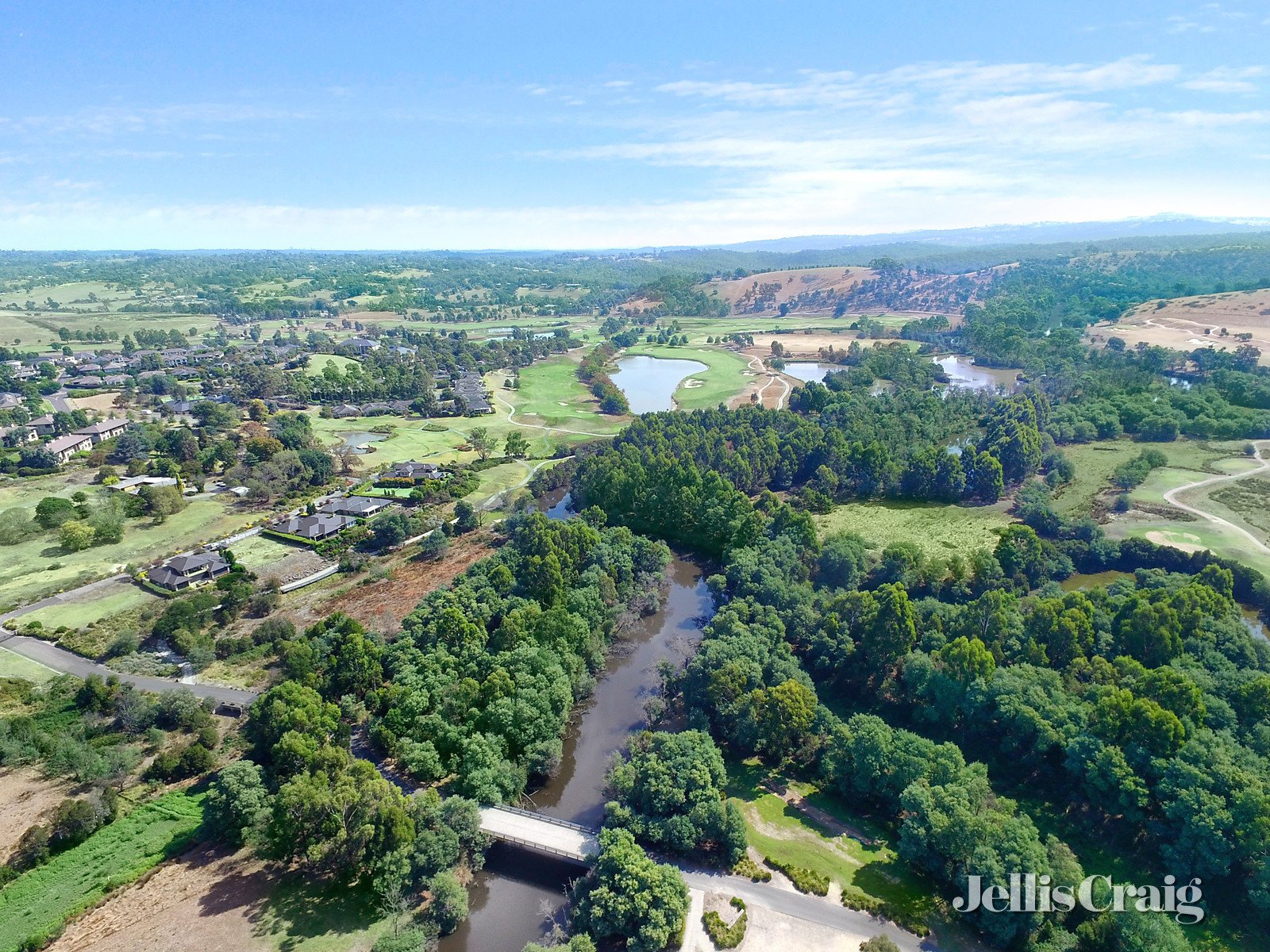 8 Riverview Terrace, Chirnside Park image 14